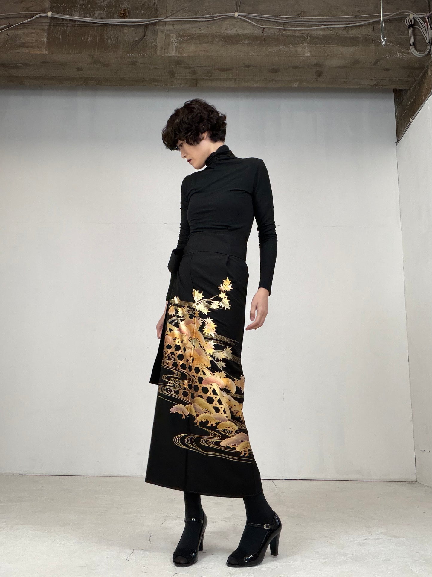 EDO-ZUMA SKIRT UPCYCLED FROM JAPANESE KIMONO "016"