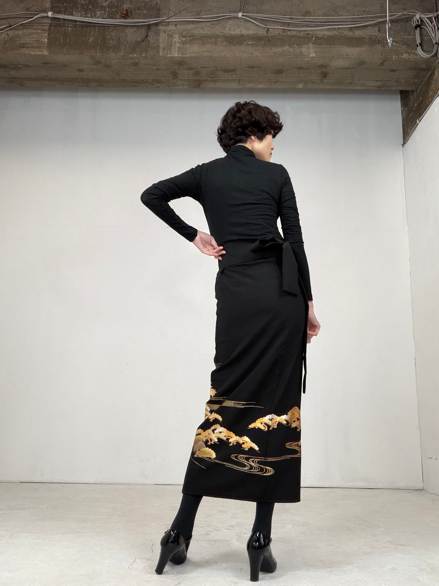 EDO-ZUMA SKIRT UPCYCLED FROM JAPANESE KIMONO "016"