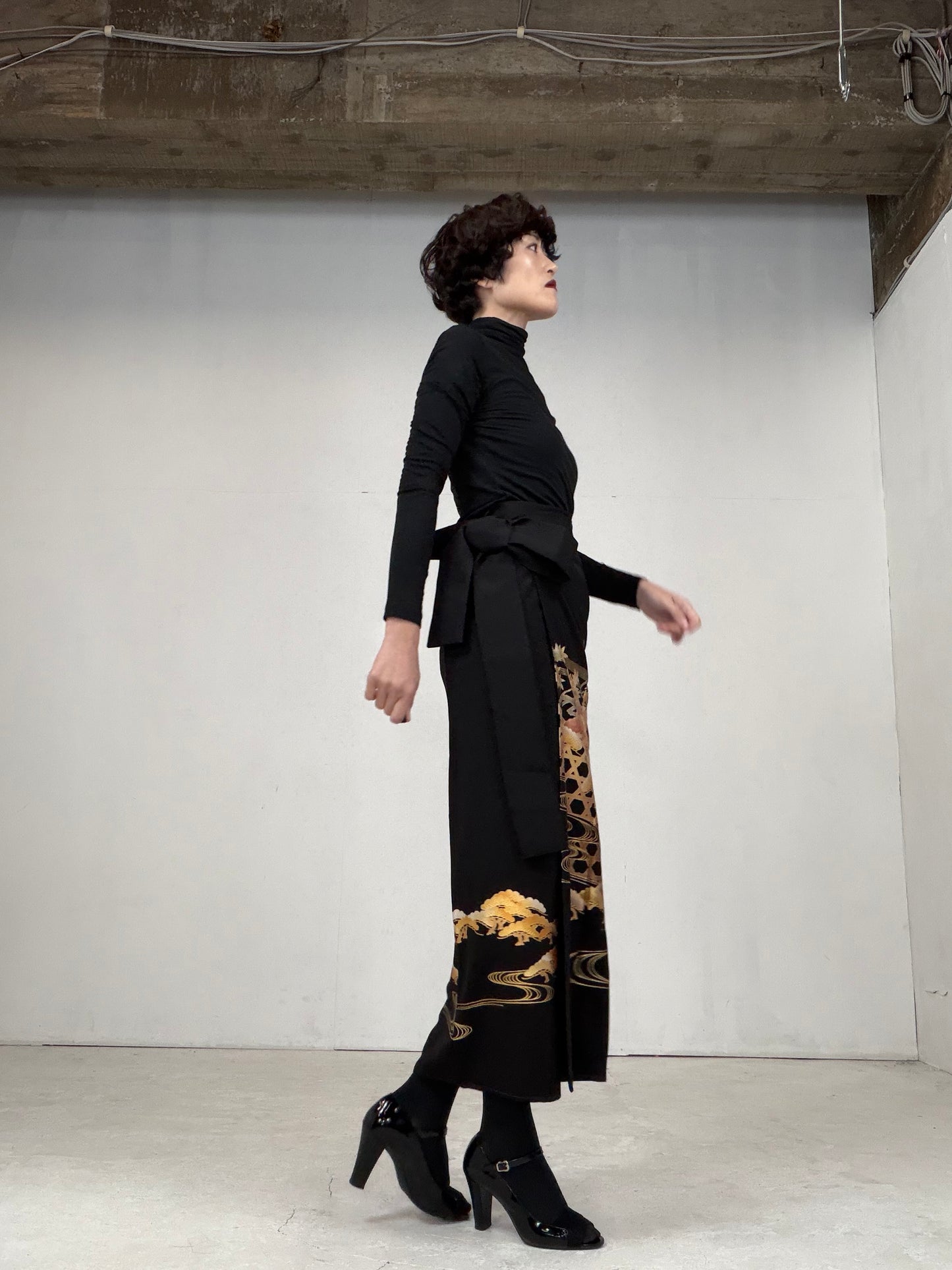 EDO-ZUMA SKIRT UPCYCLED FROM JAPANESE KIMONO "016"