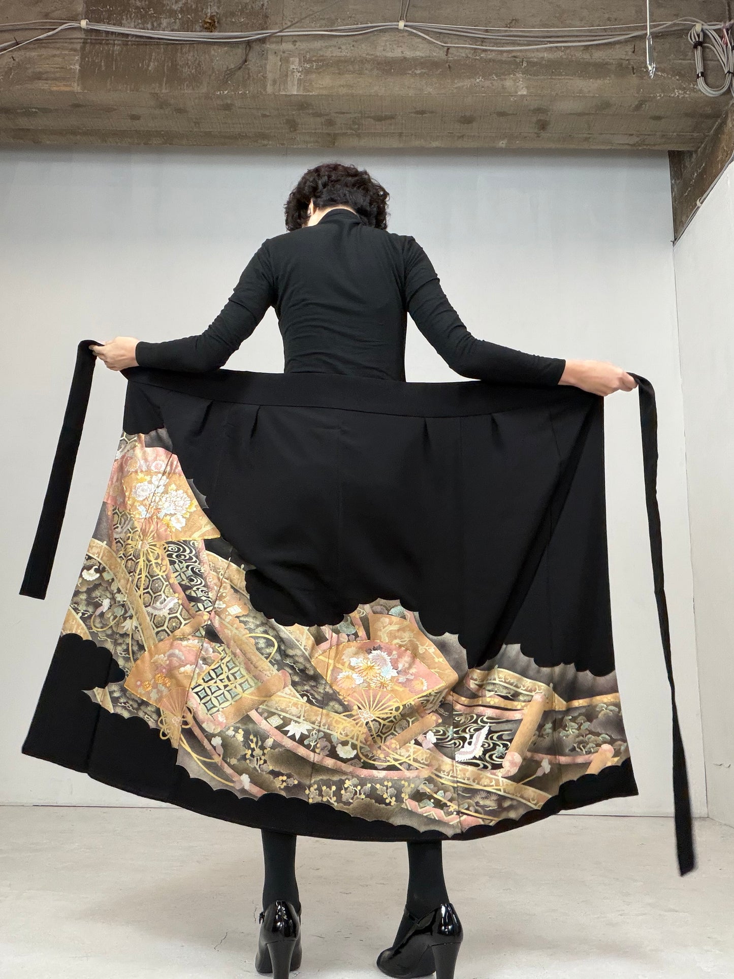 EDO-ZUMA SKIRT UPCYCLED FROM JAPANESE KIMONO "014"