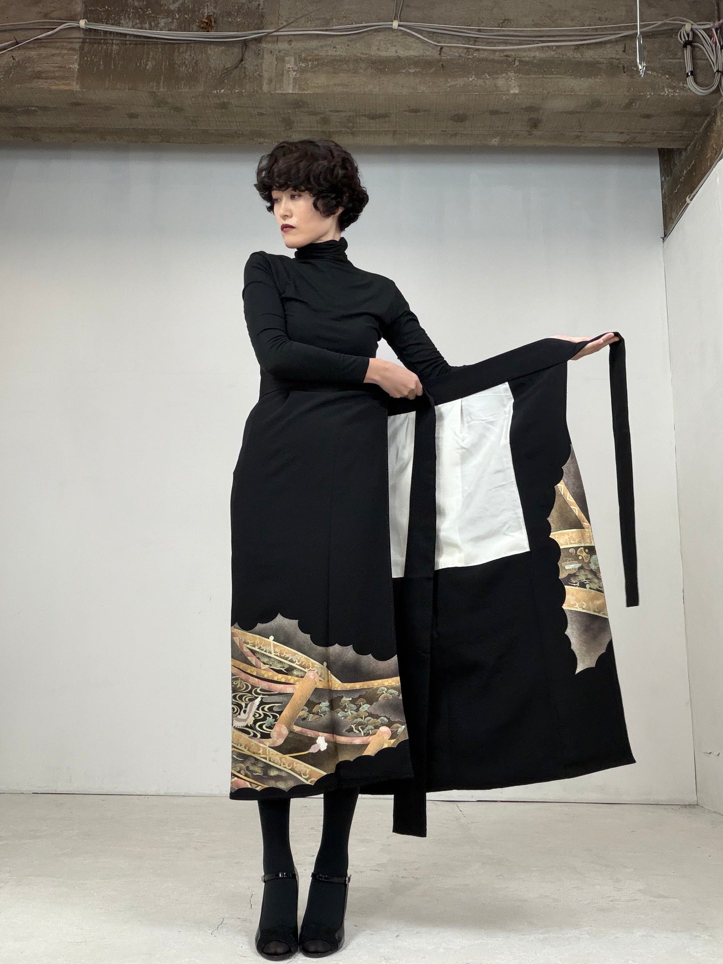 EDO-ZUMA SKIRT UPCYCLED FROM JAPANESE KIMONO "014"