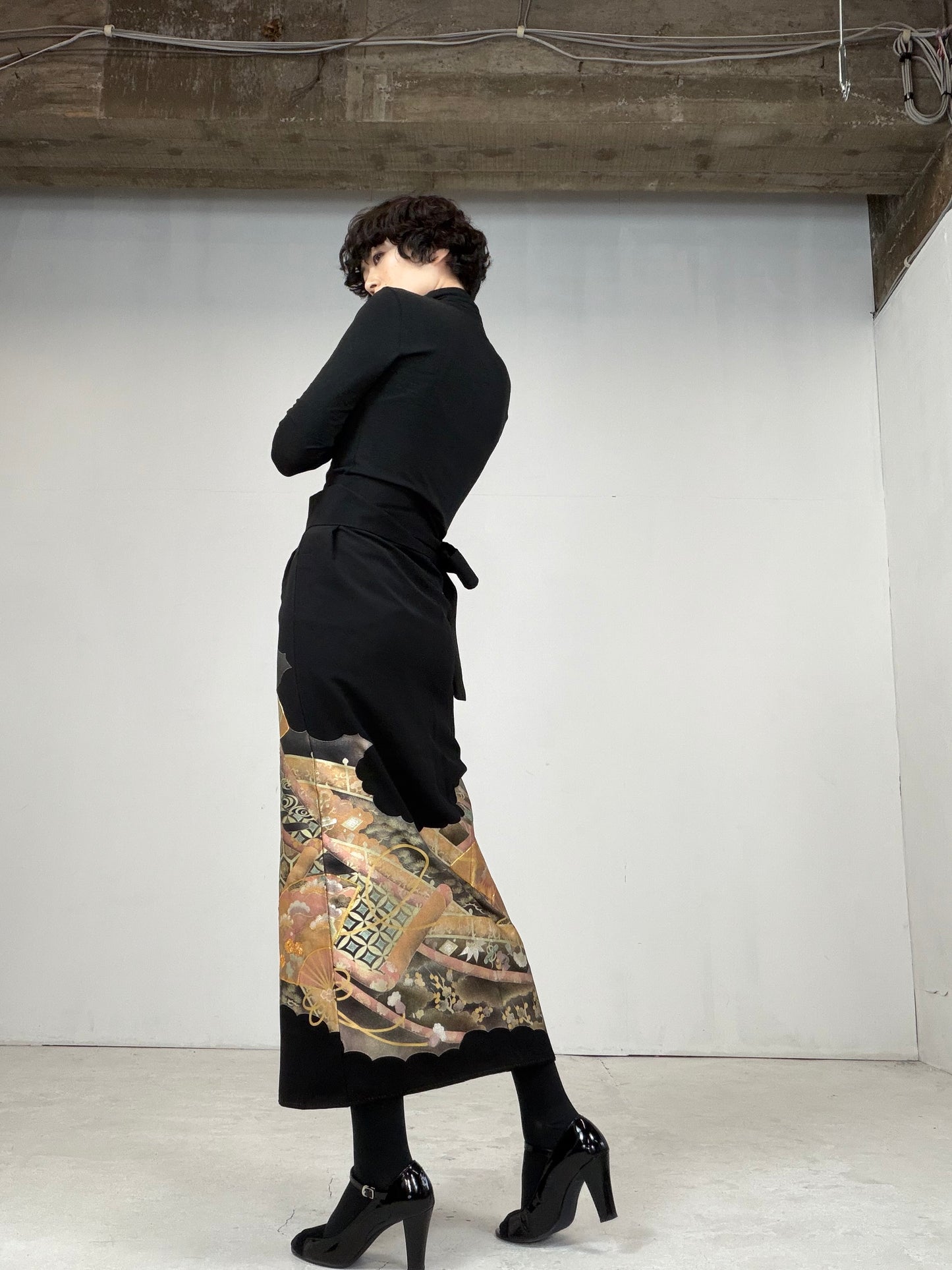 EDO-ZUMA SKIRT UPCYCLED FROM JAPANESE KIMONO "014"