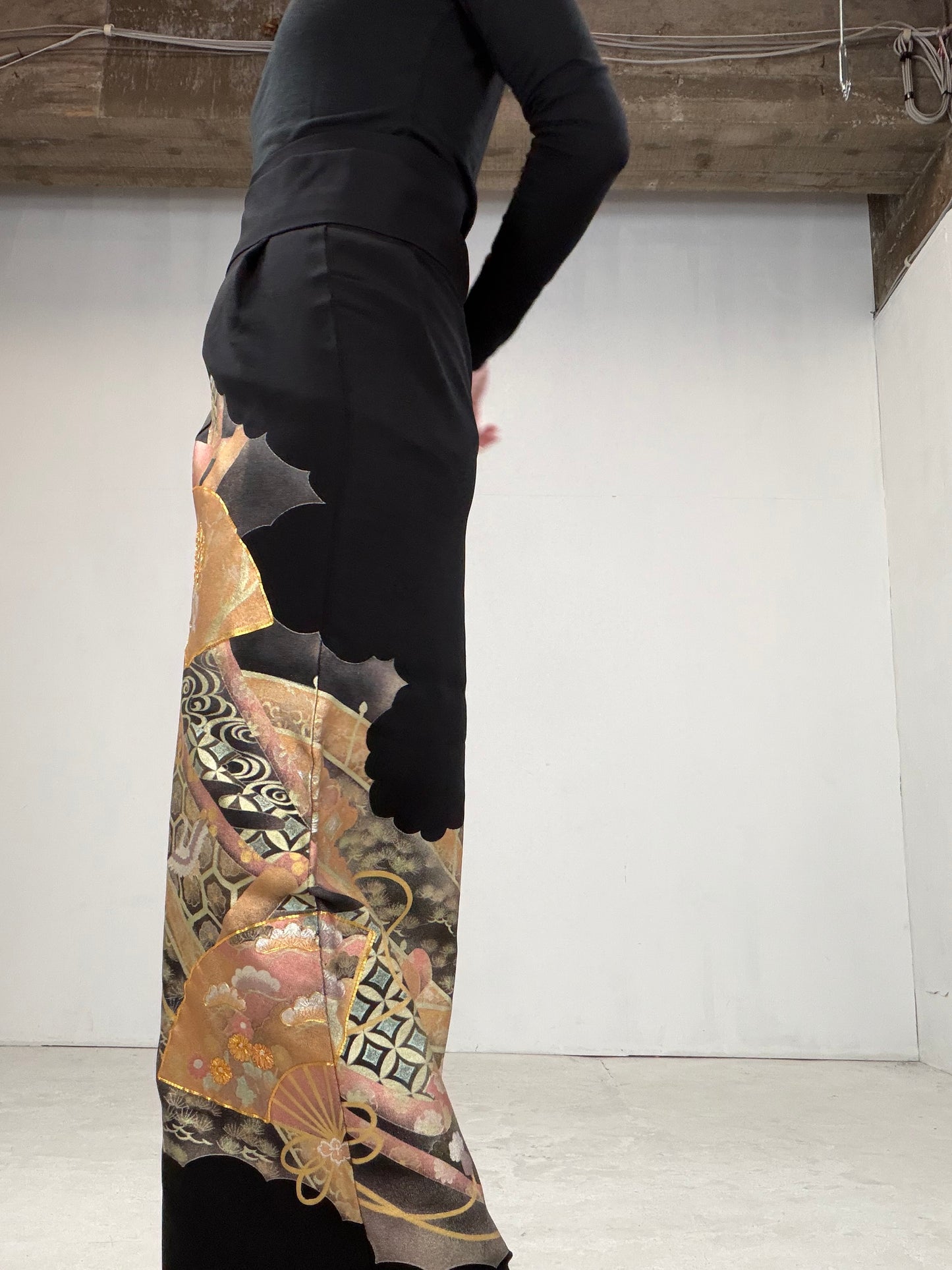 EDO-ZUMA SKIRT UPCYCLED FROM JAPANESE KIMONO "014"