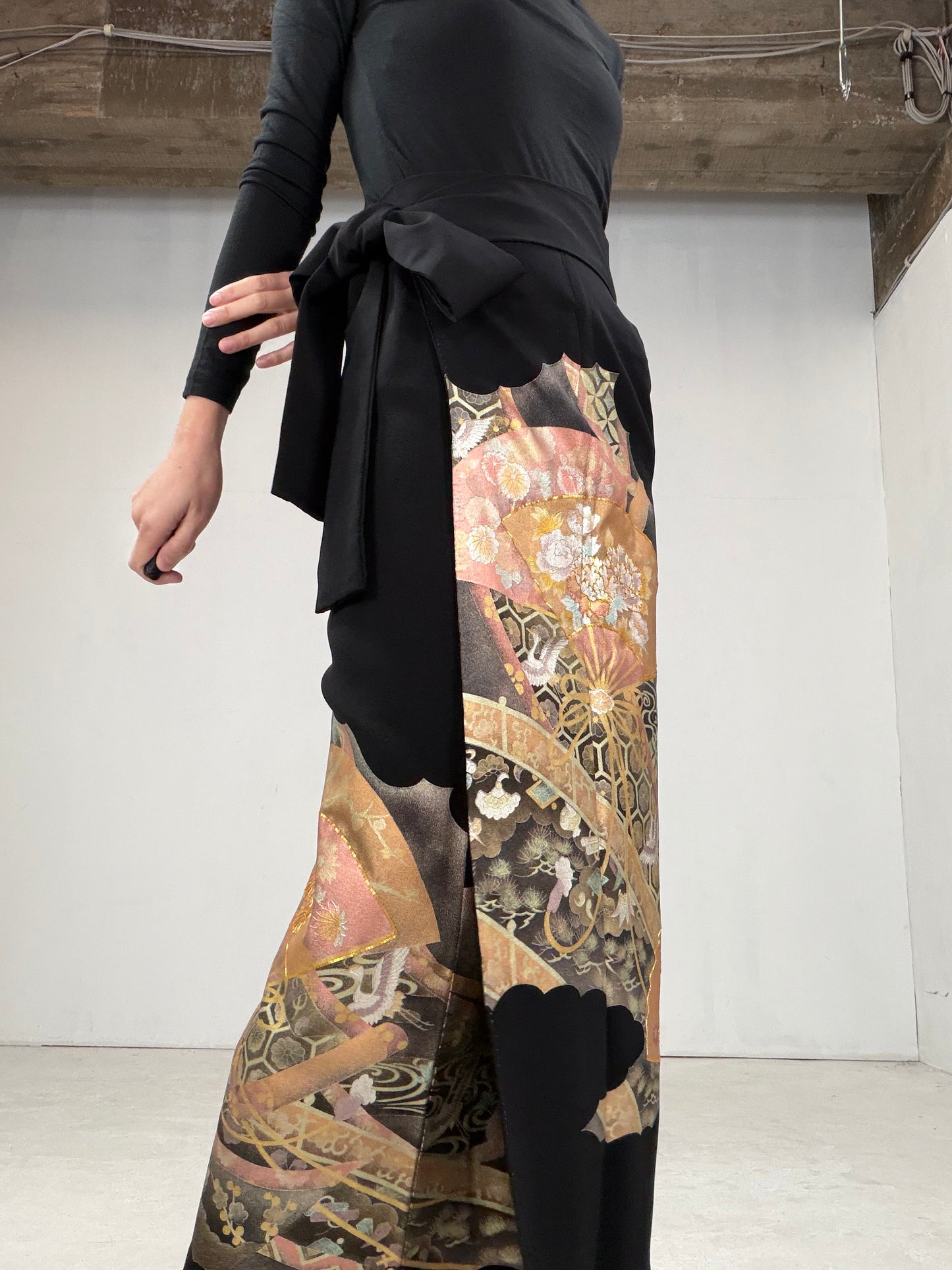 EDO-ZUMA SKIRT UPCYCLED FROM JAPANESE KIMONO "014"