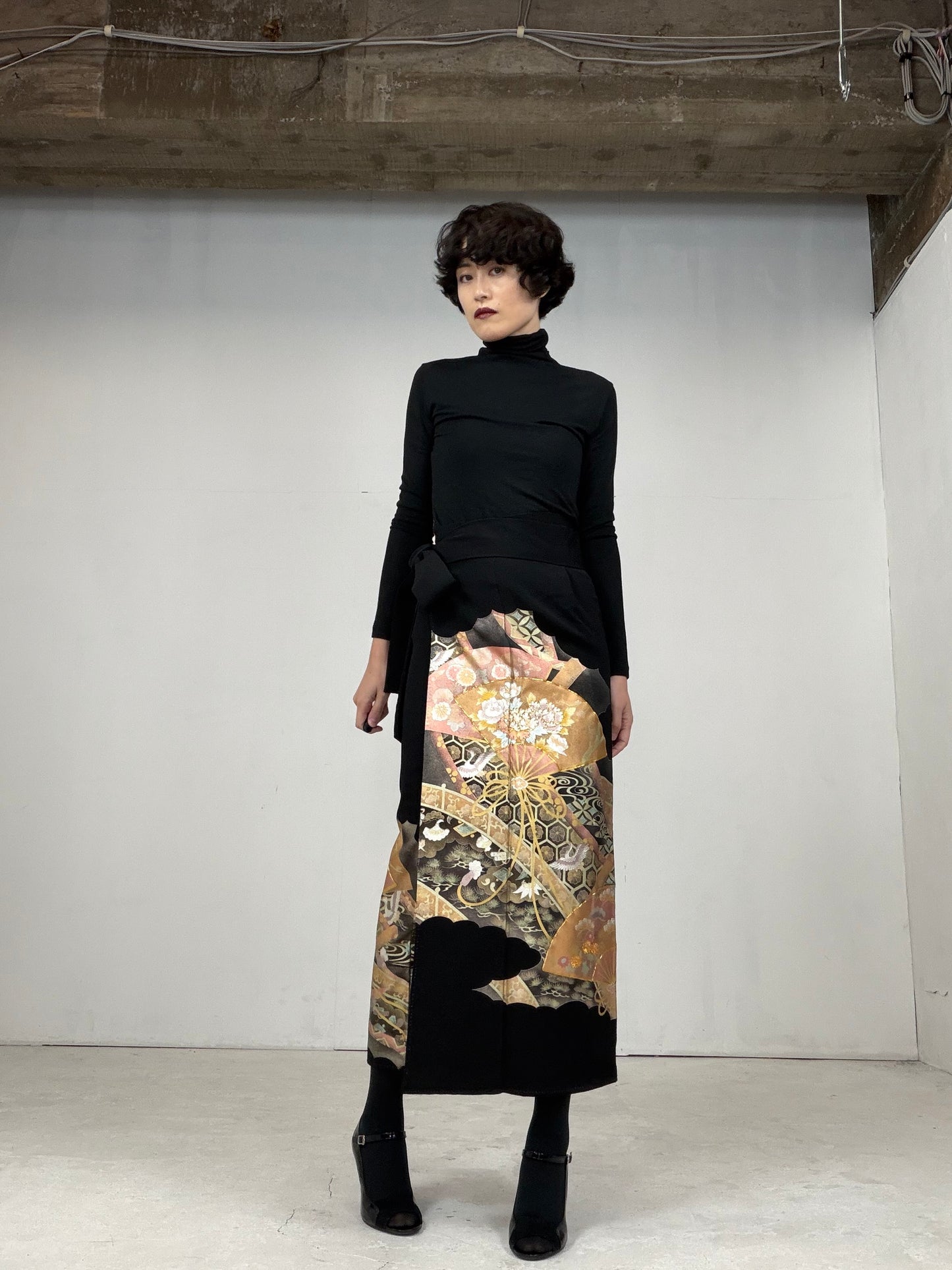 EDO-ZUMA SKIRT UPCYCLED FROM JAPANESE KIMONO "014"