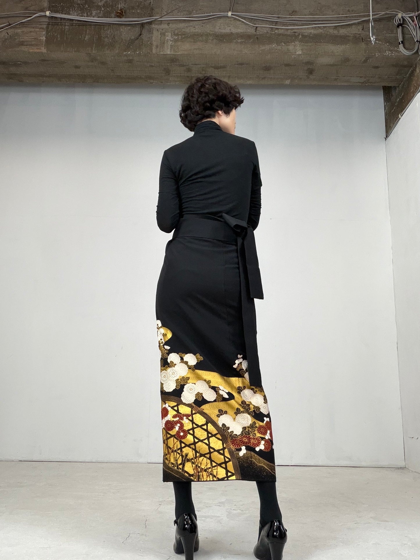 EDO-ZUMA SKIRT UPCYCLED FROM JAPANESE KIMONO "013"