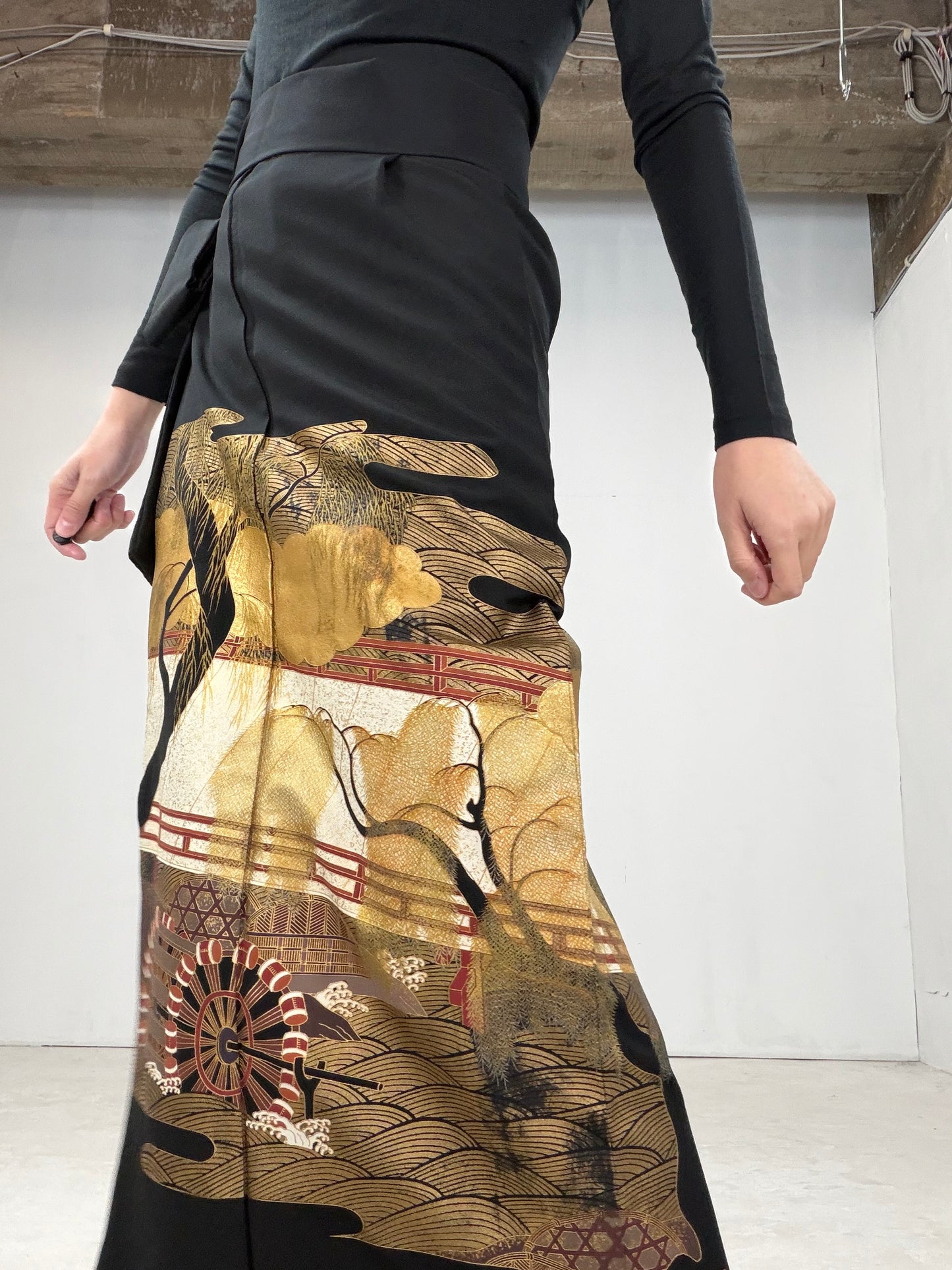 EDO-ZUMA SKIRT UPCYCLED FROM JAPANESE KIMONO "012"*damage