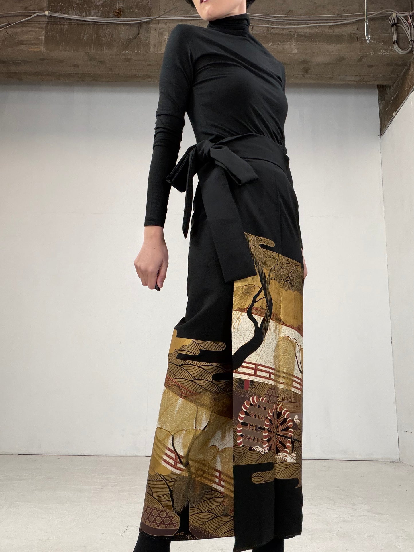 EDO-ZUMA SKIRT UPCYCLED FROM JAPANESE KIMONO "012"*damage