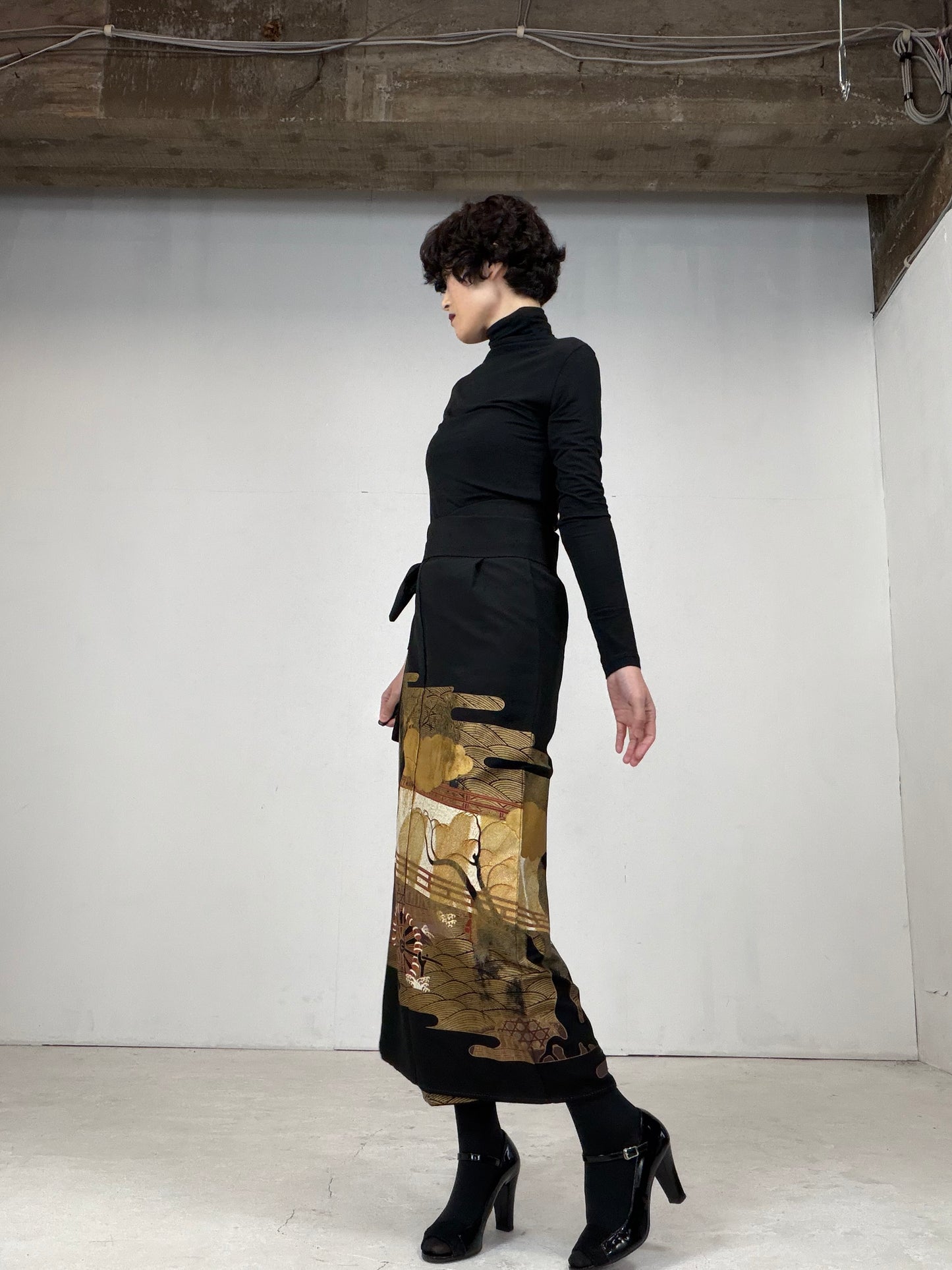 EDO-ZUMA SKIRT UPCYCLED FROM JAPANESE KIMONO "012"*damage