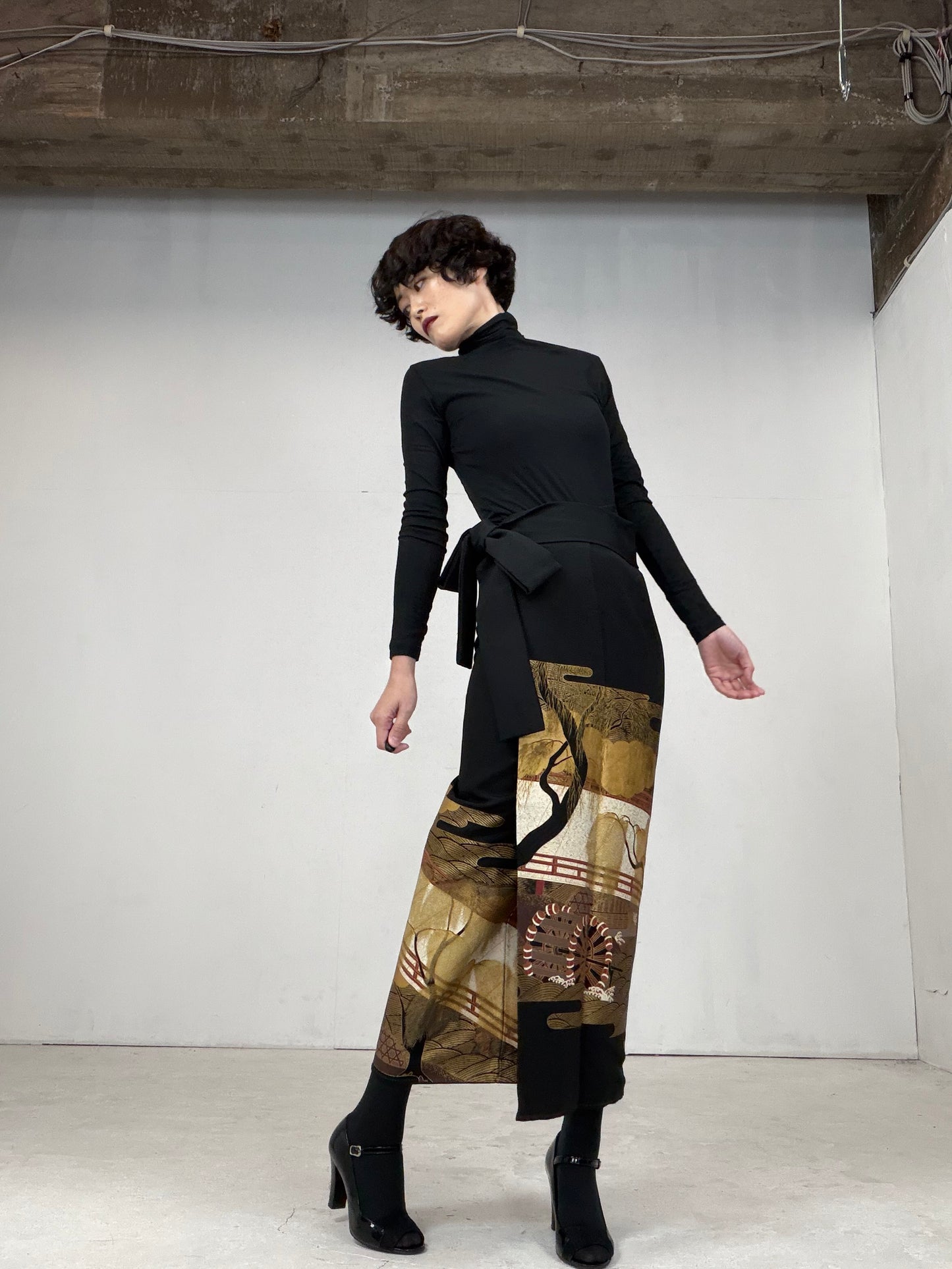 EDO-ZUMA SKIRT UPCYCLED FROM JAPANESE KIMONO "012"*damage