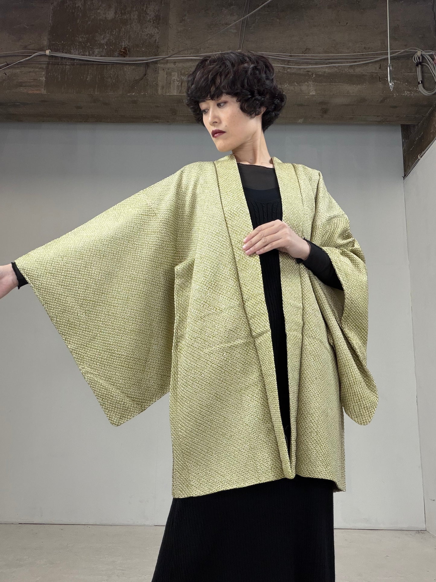 VINTAGE SHIBORI HAORI "yellow green"