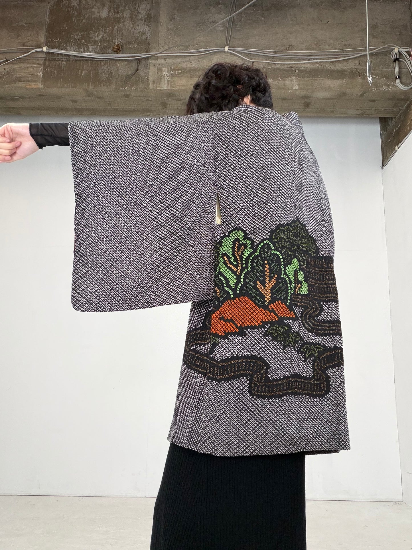 VINTAGE SHIBORI HAORI "black-ie"