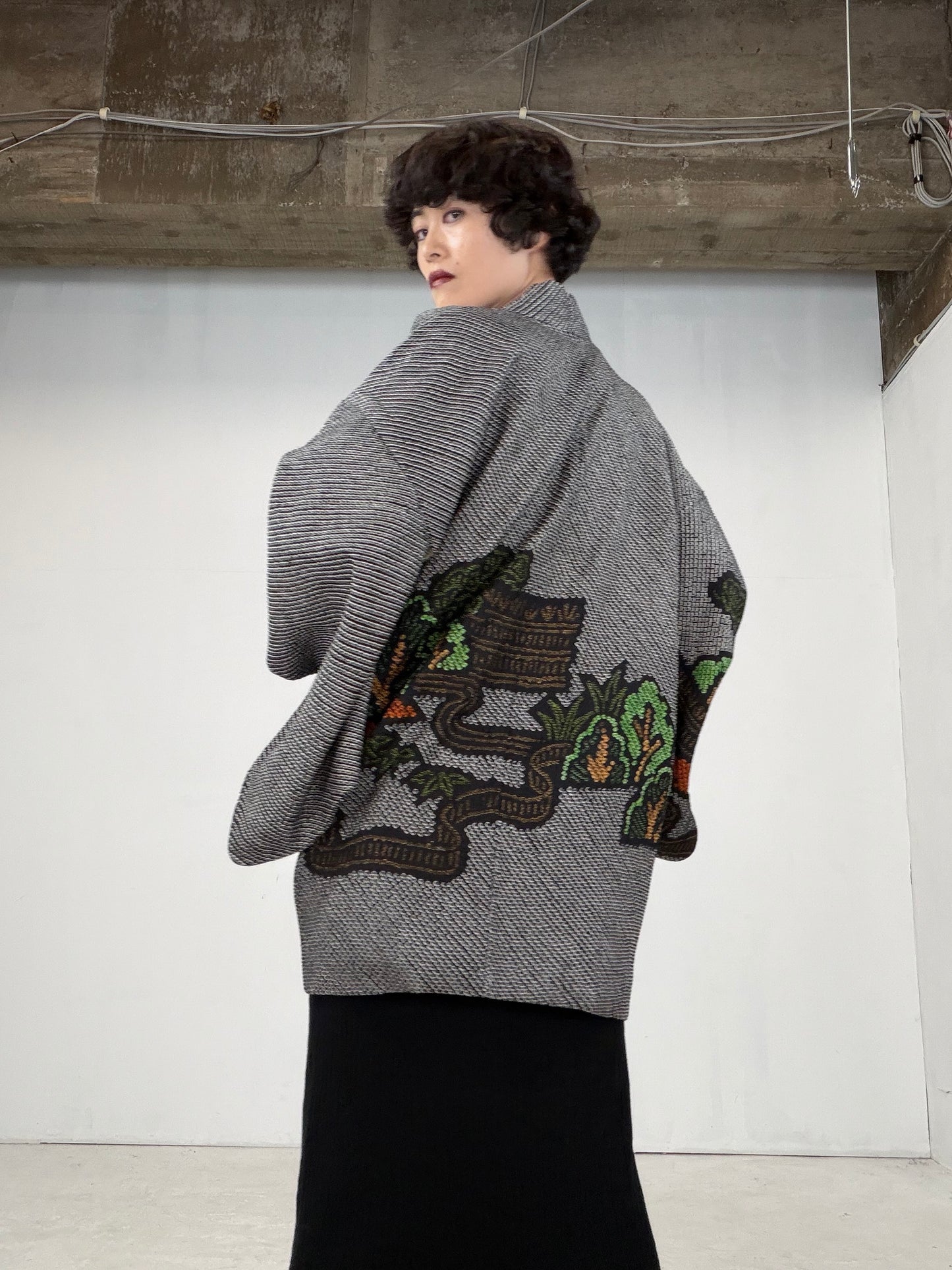 VINTAGE SHIBORI HAORI "black-ie"
