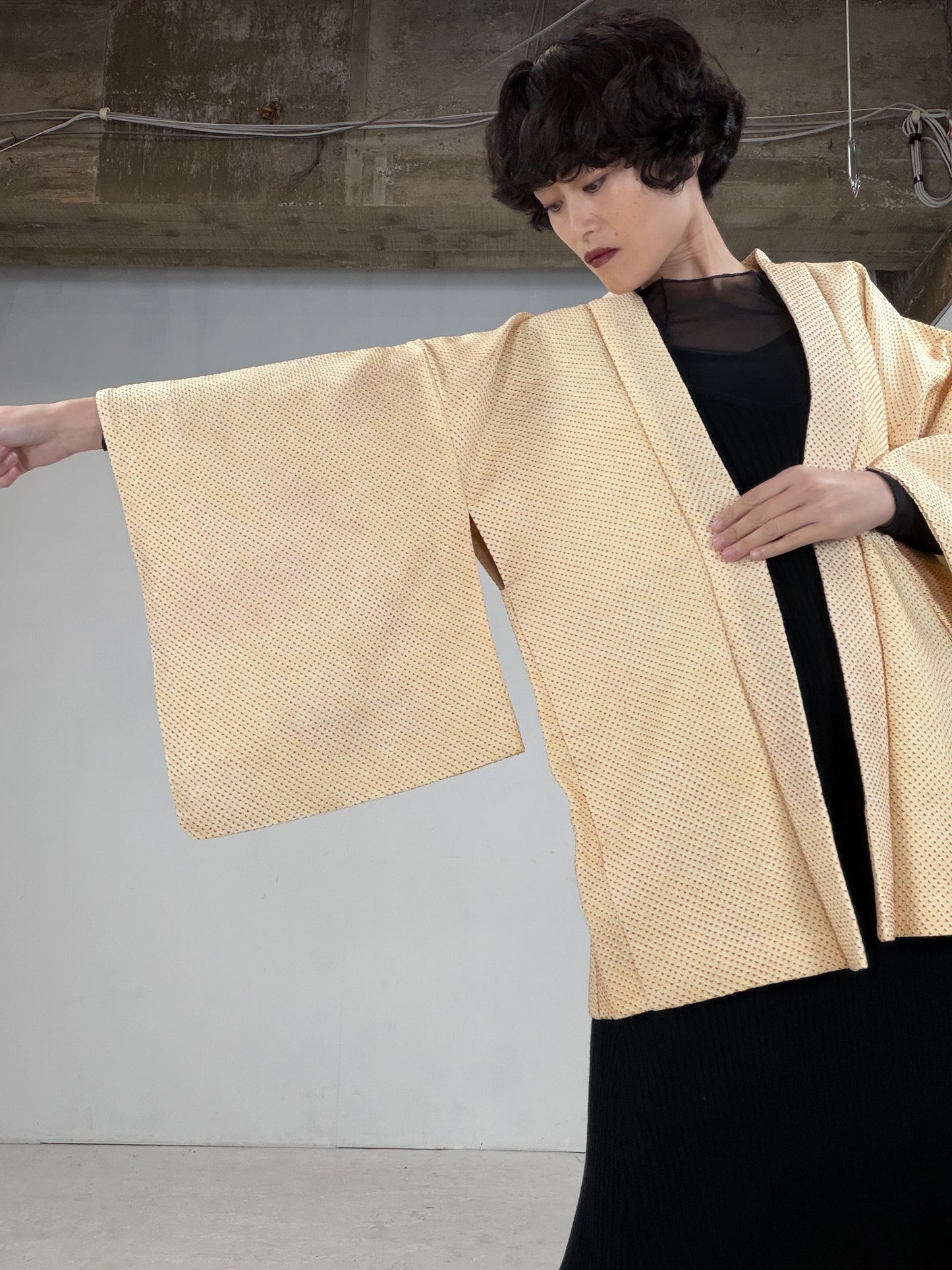 VINTAGE SHIBORI HAORI "yellow-ougi"