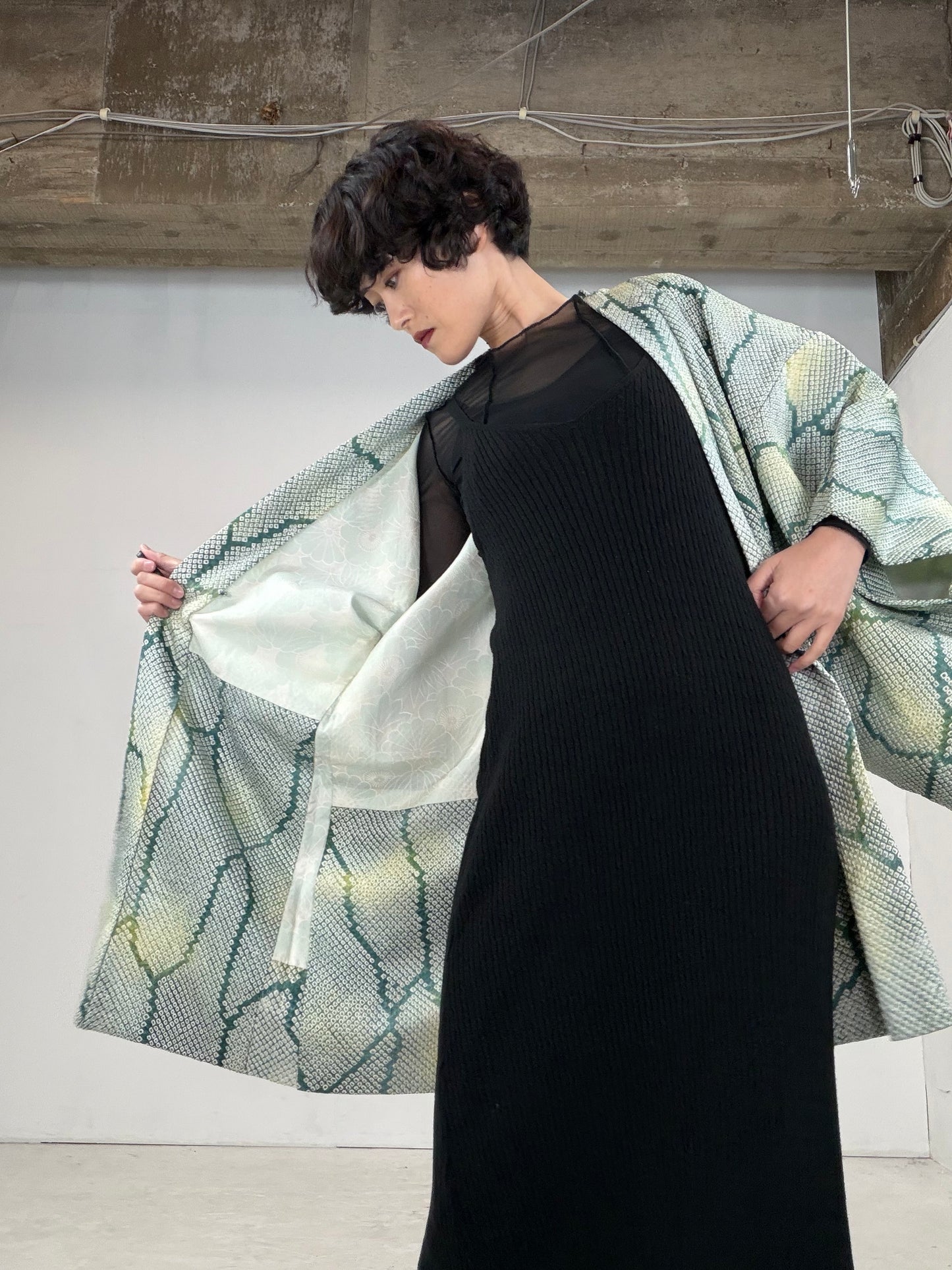 VINTAGE SHIBORI HAORI "green-bokashi"