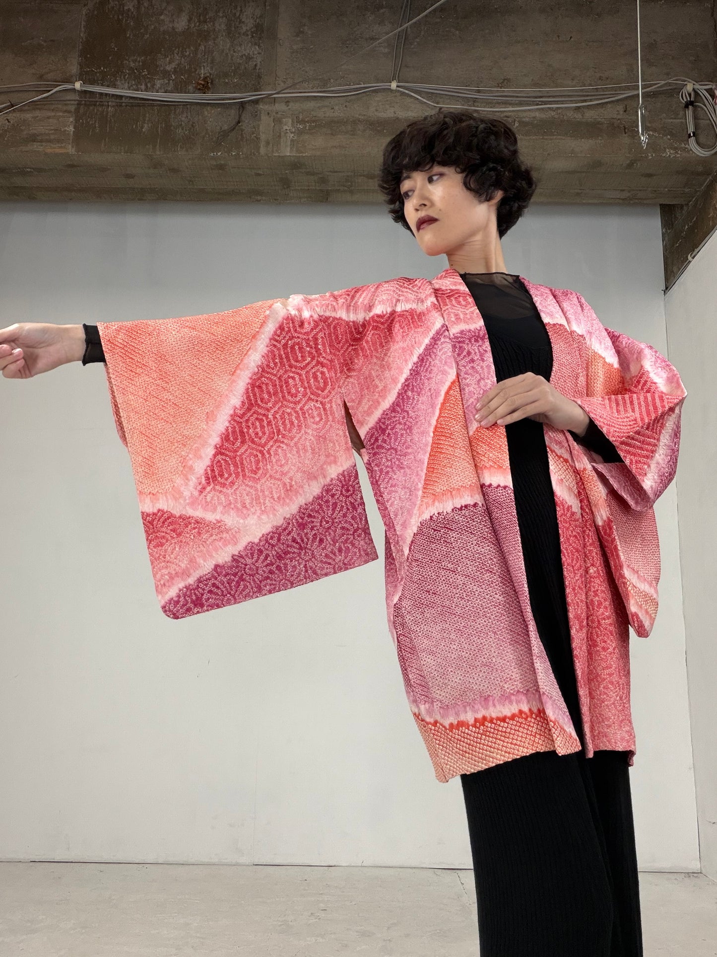 VINTAGE SHIBORI HAORI "pink-kikko"