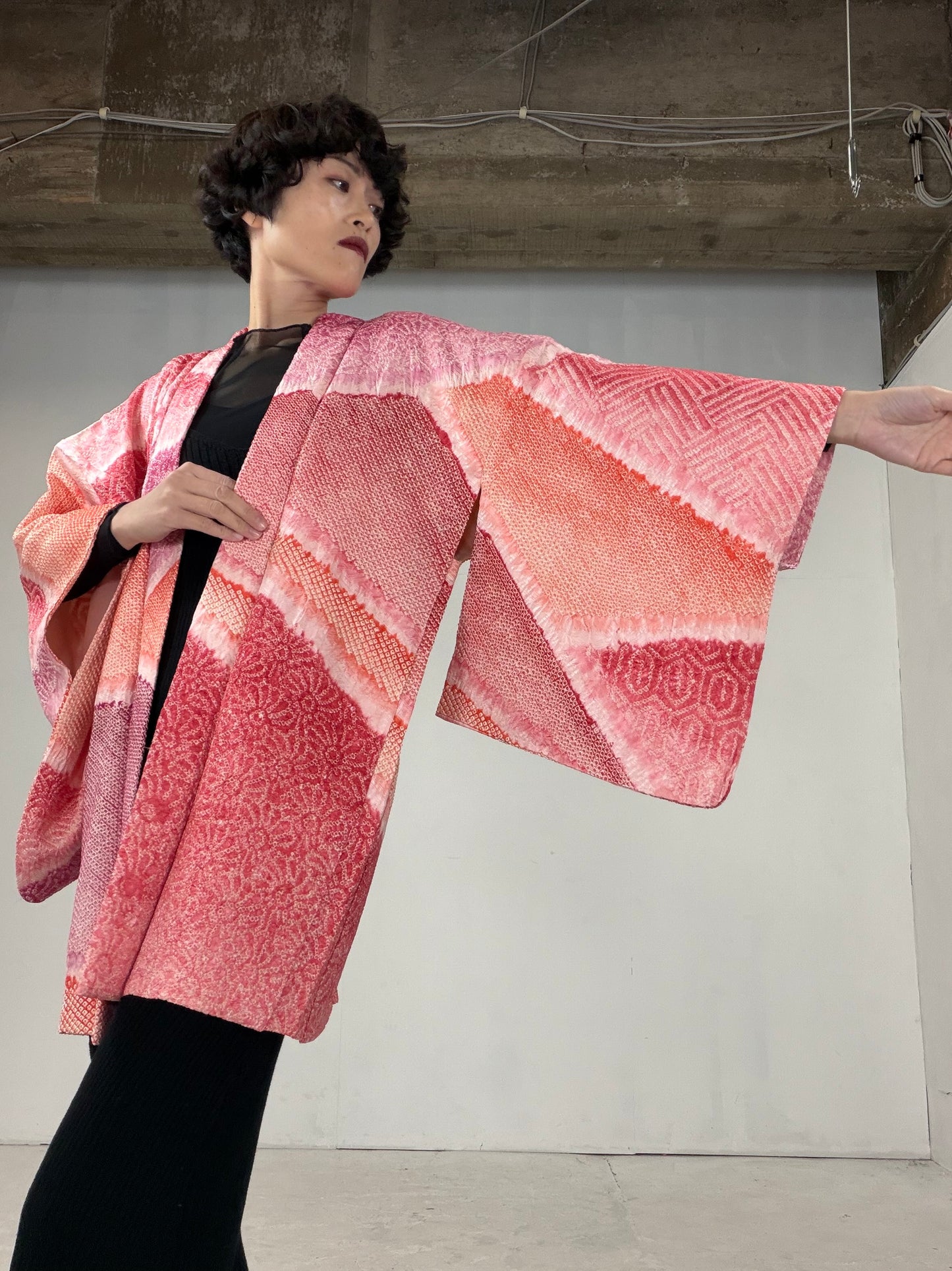 VINTAGE SHIBORI HAORI "pink-kikko"