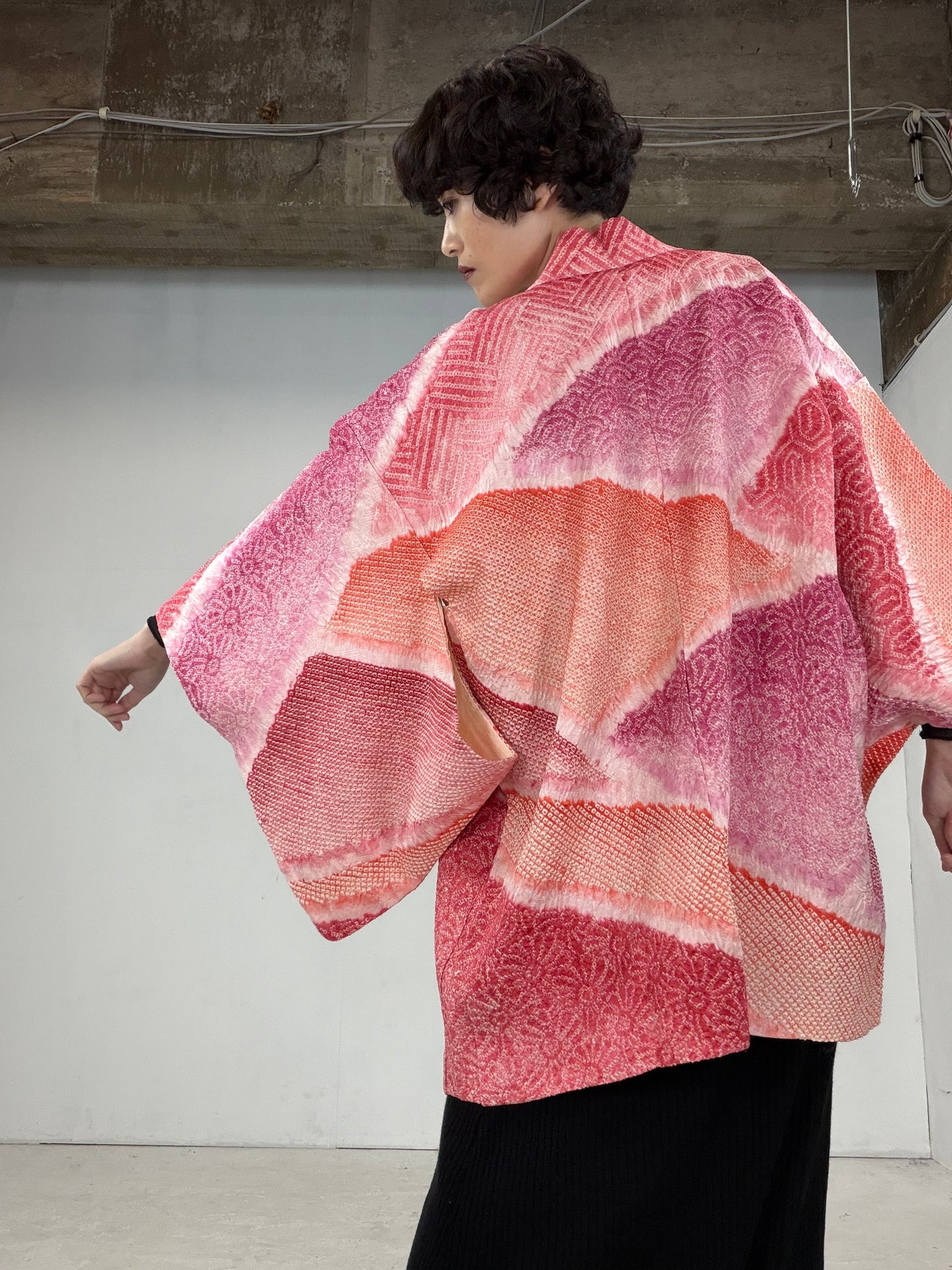 VINTAGE SHIBORI HAORI "pink-kikko"