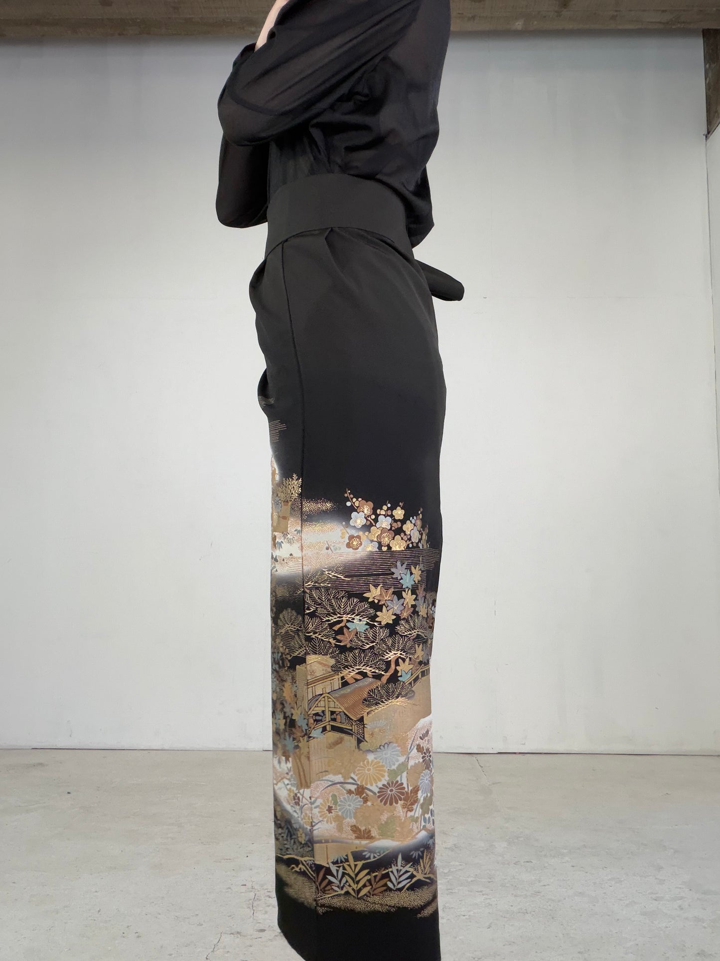 EDO-ZUMA SKIRT UPCYCLED FROM JAPANESE KIMONO "EDO038"