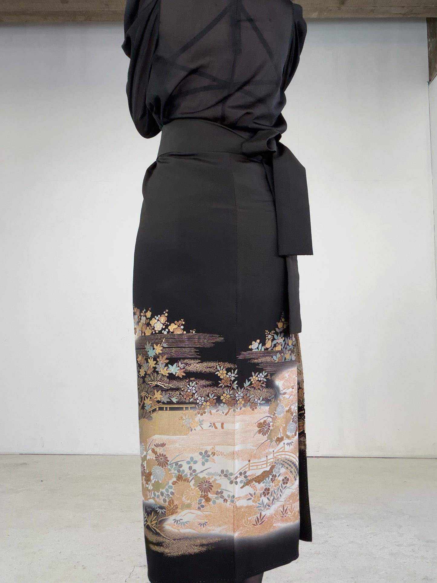 EDO-ZUMA SKIRT UPCYCLED FROM JAPANESE KIMONO "EDO038"
