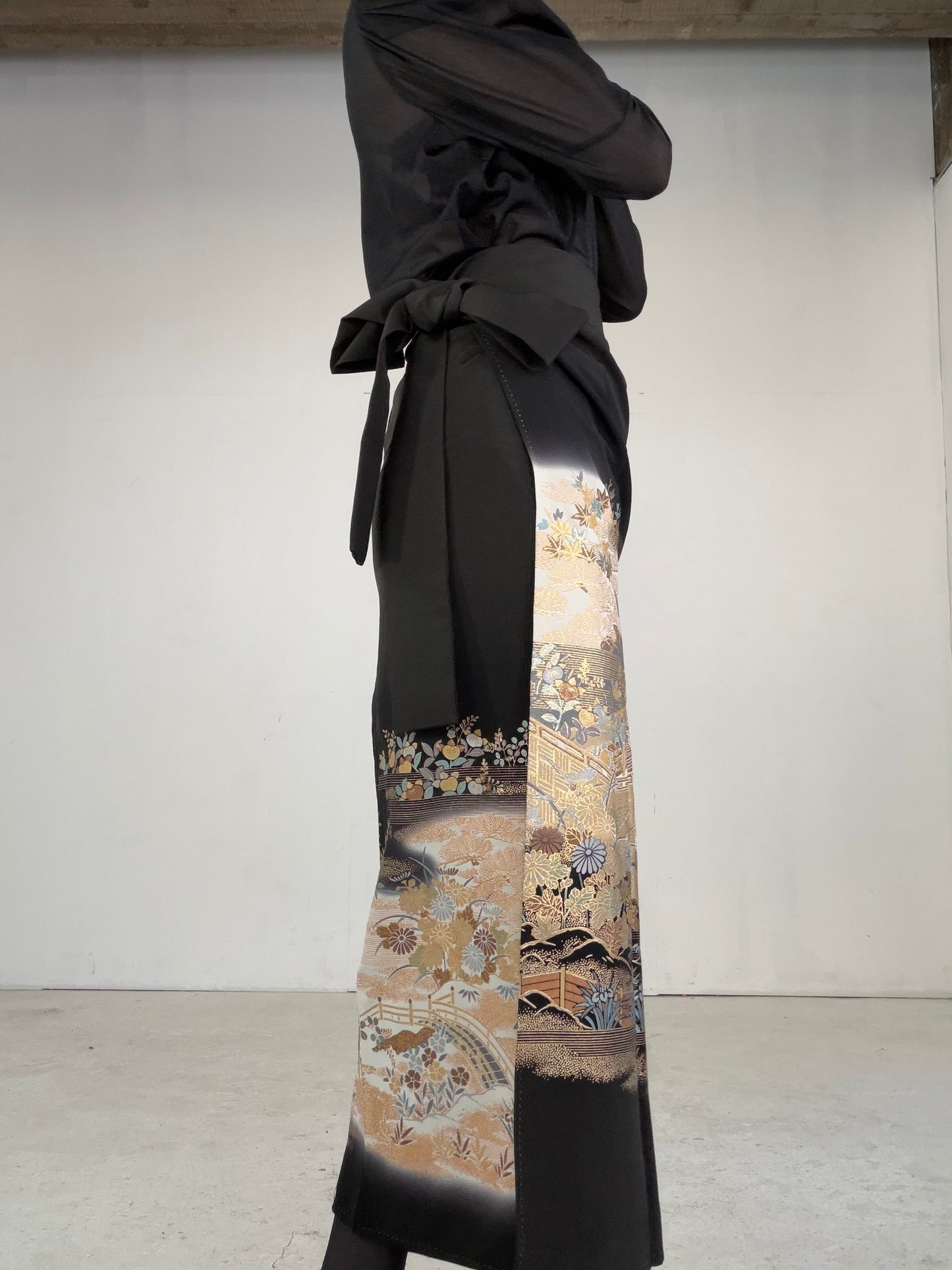 EDO-ZUMA SKIRT UPCYCLED FROM JAPANESE KIMONO "EDO038"