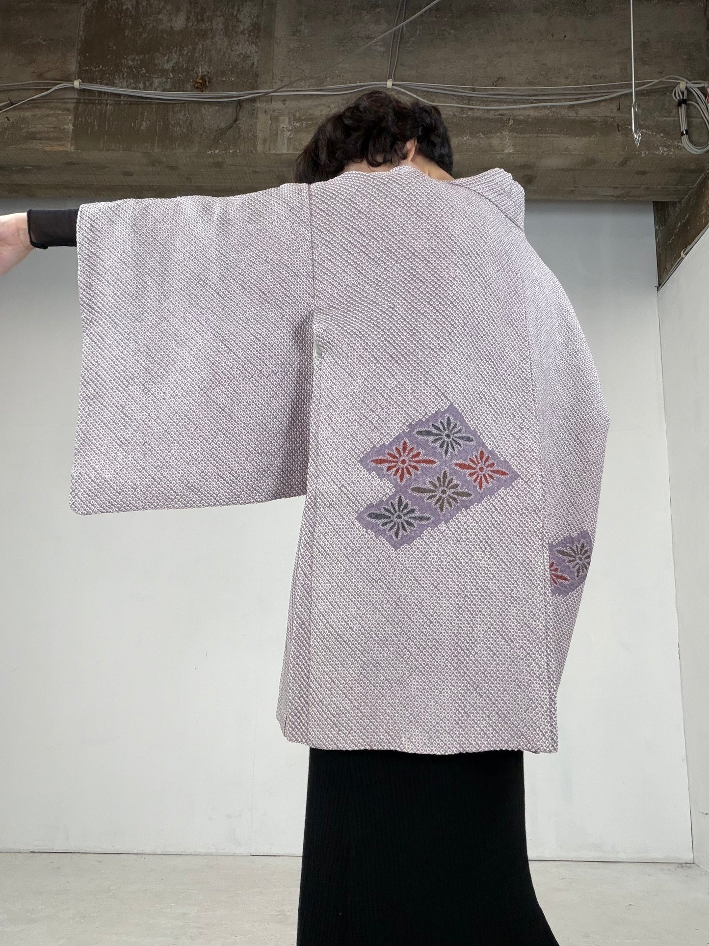 VINTAGE SHIBORI HAORI "usu-murasaki-hana"