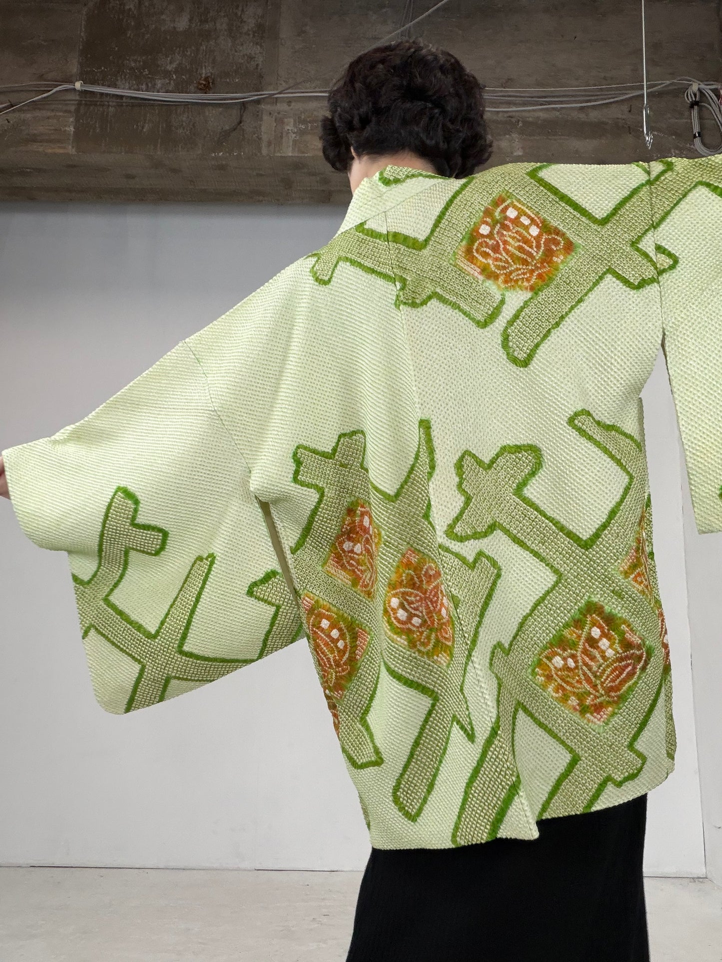 VINTAGE SHIBORI HAORI "green-butterfly" *damage
