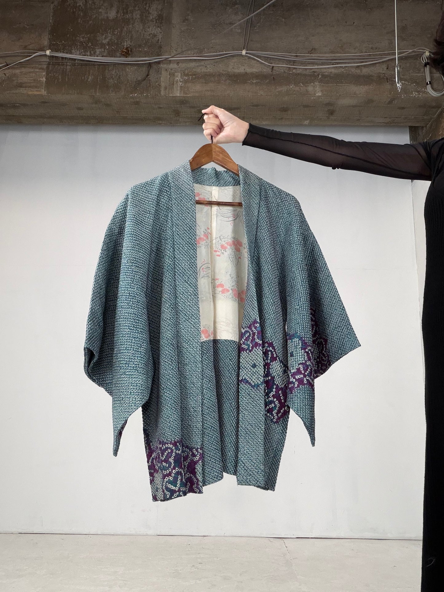 VINTAGE SHIBORI HAORI "green-purple" *damage