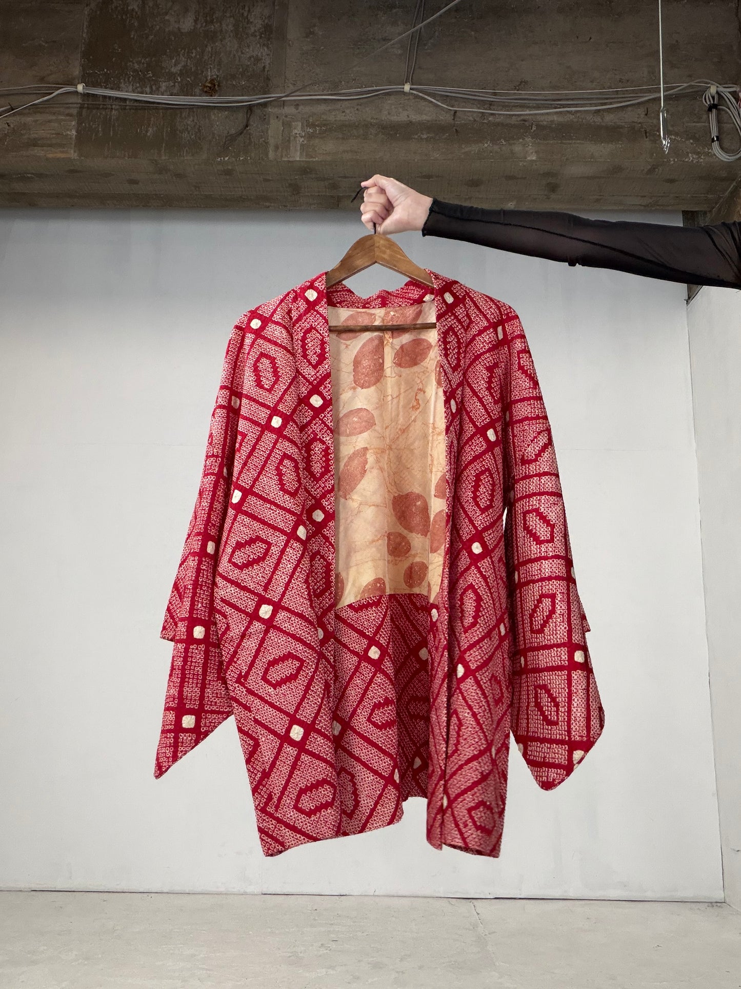 VINTAGE SHIBORI HAORI "red"