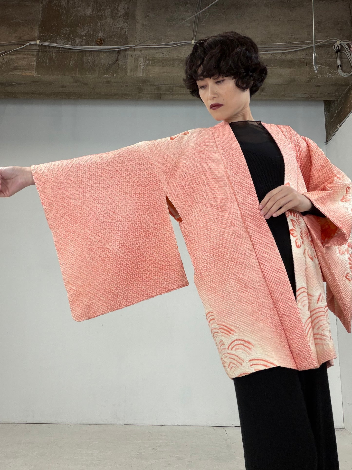 VINTAGE SHIBORI HAORI "kiku-flower-seigaiha"