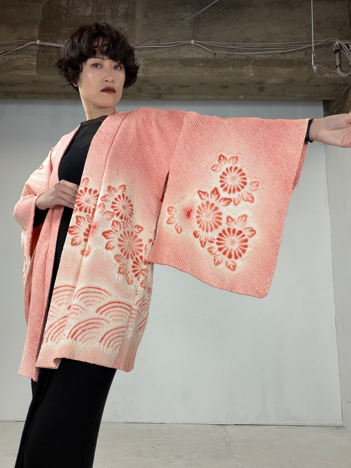 VINTAGE SHIBORI HAORI "kiku-flower-seigaiha"