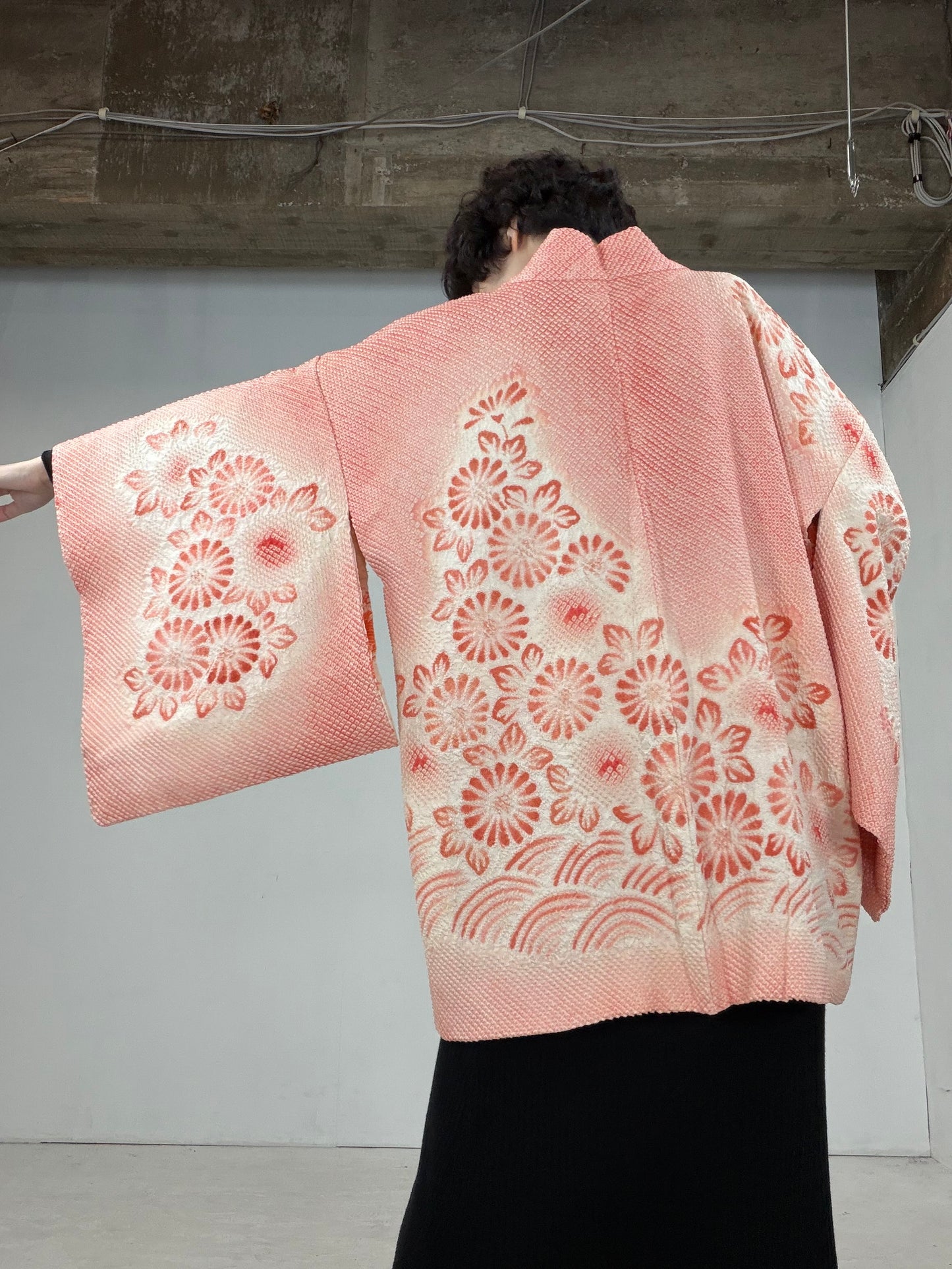 VINTAGE SHIBORI HAORI "kiku-flower-seigaiha"