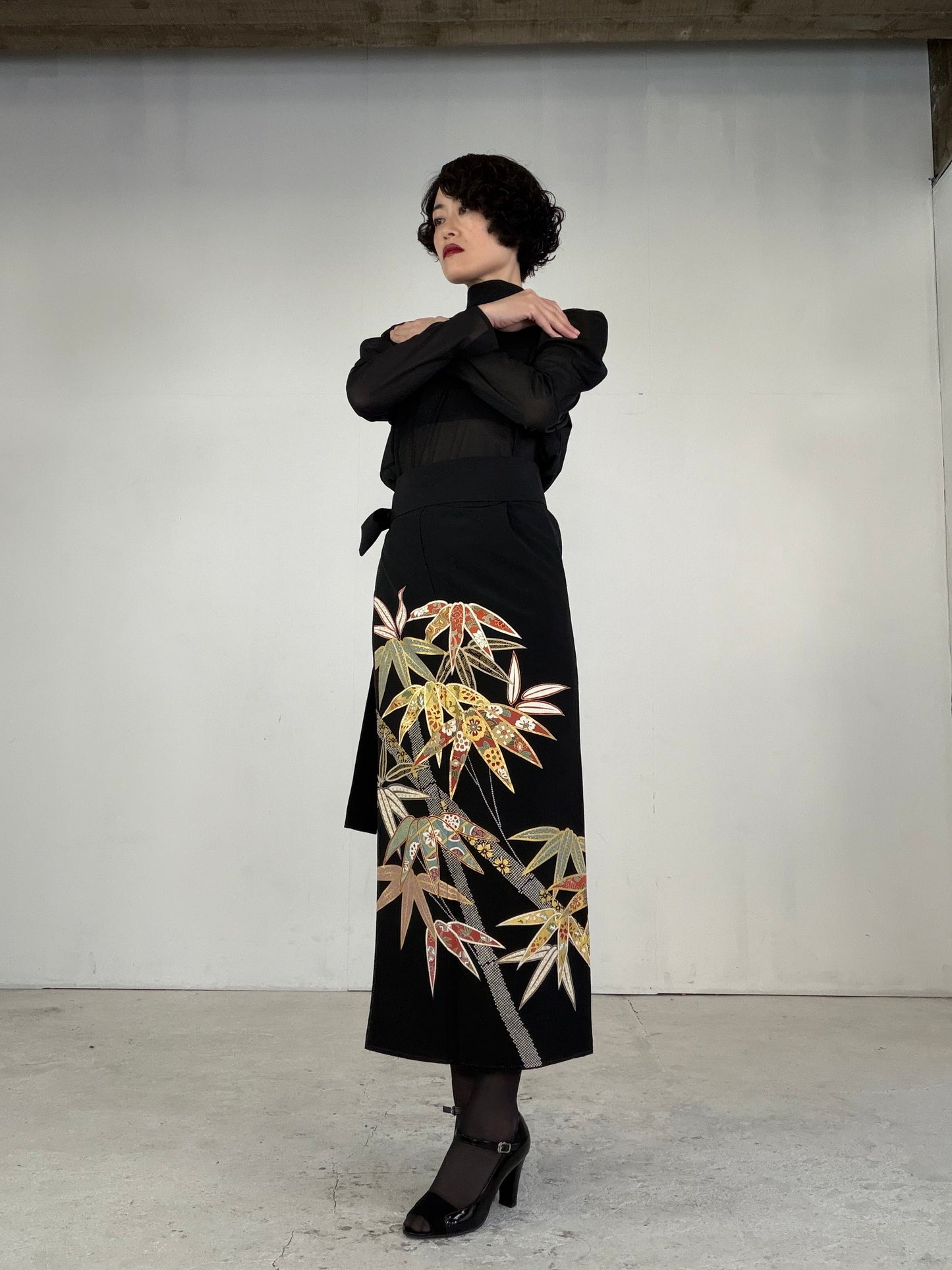 EDO-ZUMA SKIRT UPCYCLED FROM JAPANESE KIMONO "EDO041"