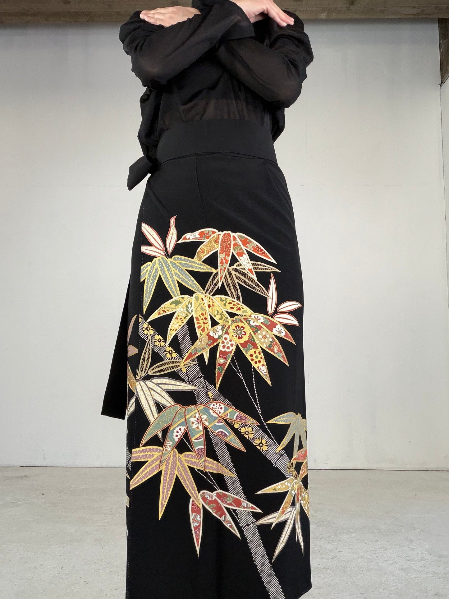 EDO-ZUMA SKIRT UPCYCLED FROM JAPANESE KIMONO "EDO041"