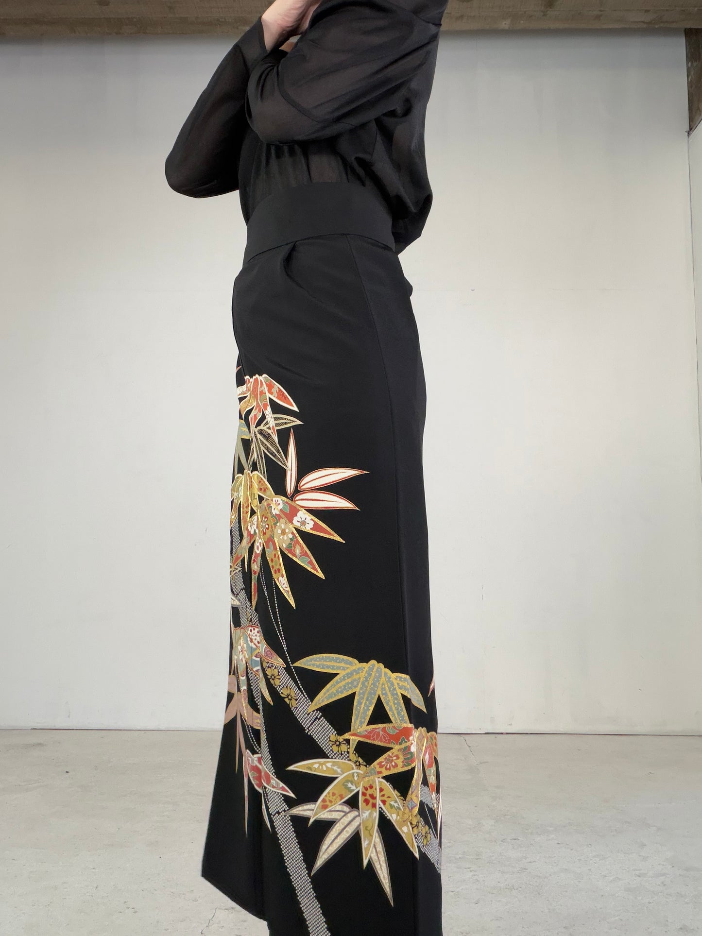 EDO-ZUMA SKIRT UPCYCLED FROM JAPANESE KIMONO "EDO041"