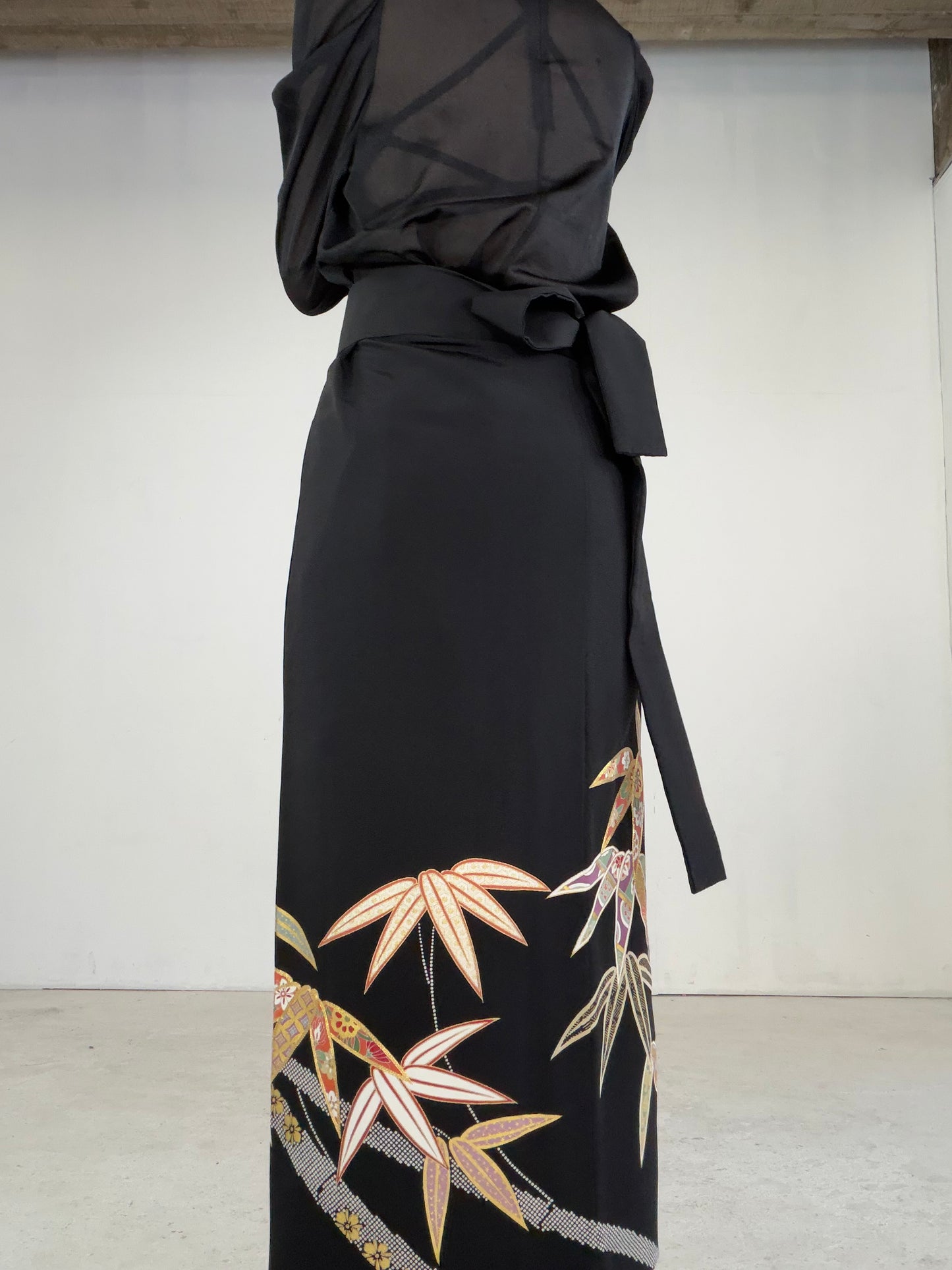 EDO-ZUMA SKIRT UPCYCLED FROM JAPANESE KIMONO "EDO041"