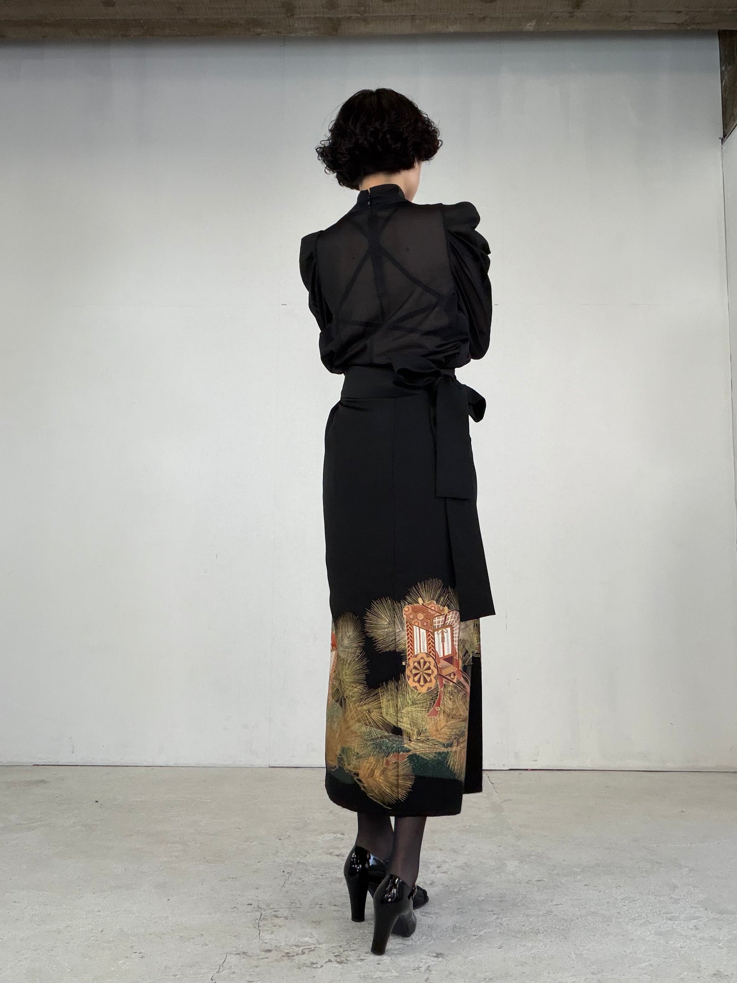 EDO-ZUMA SKIRT UPCYCLED FROM JAPANESE KIMONO "EDO045"