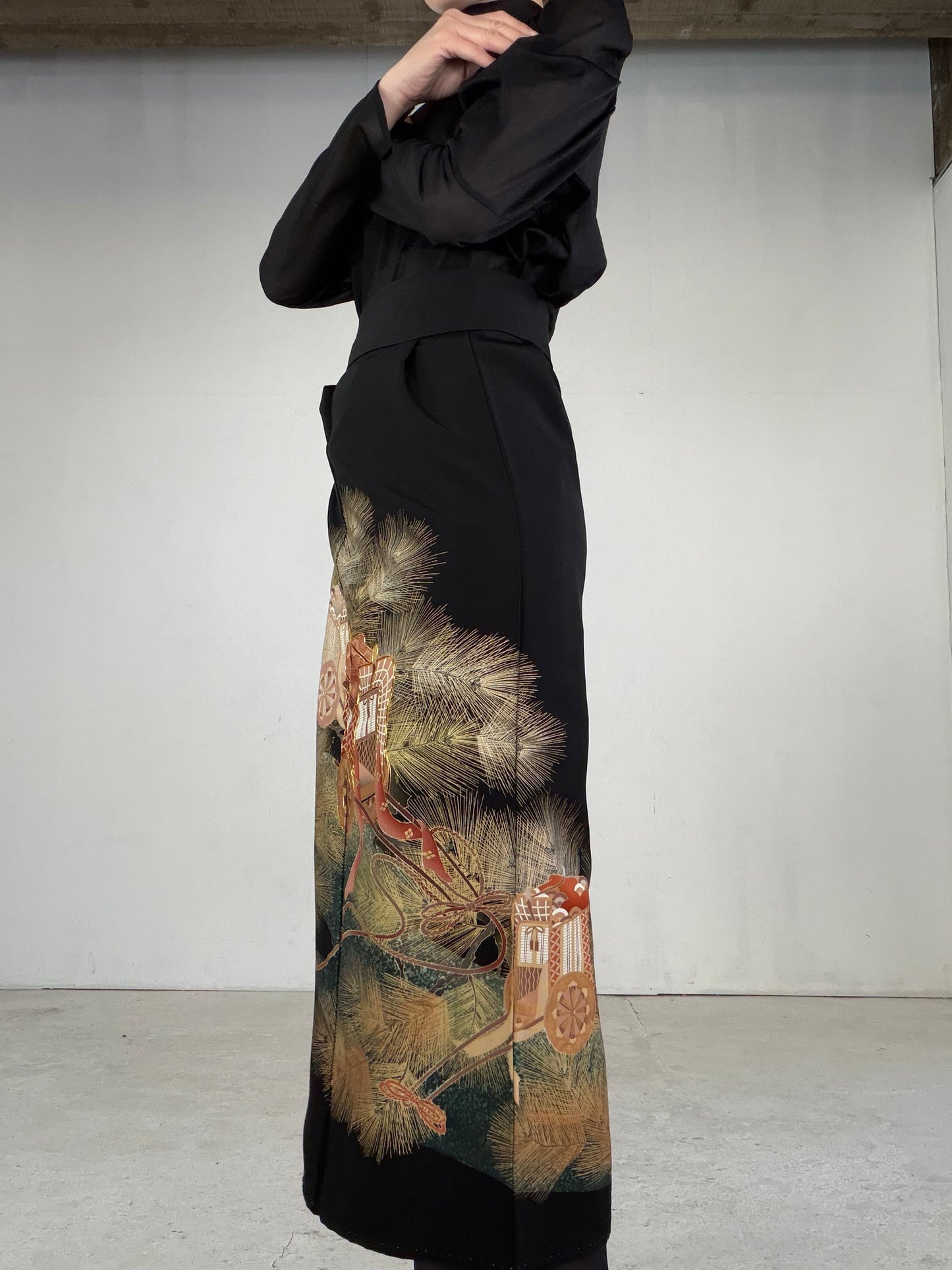 EDO-ZUMA SKIRT UPCYCLED FROM JAPANESE KIMONO "EDO045"