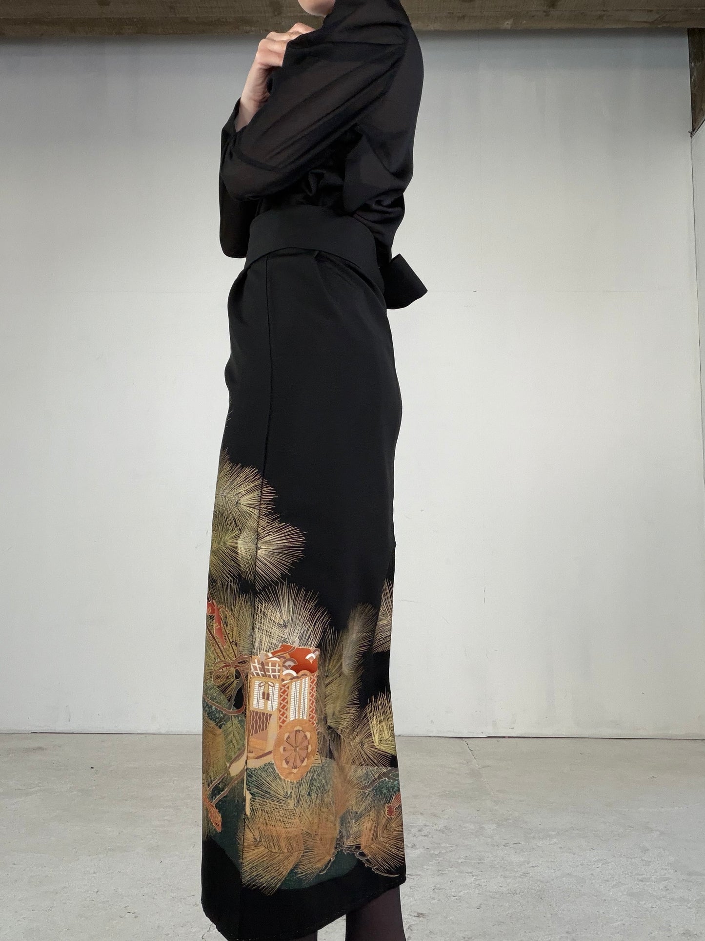 EDO-ZUMA SKIRT UPCYCLED FROM JAPANESE KIMONO "EDO045"