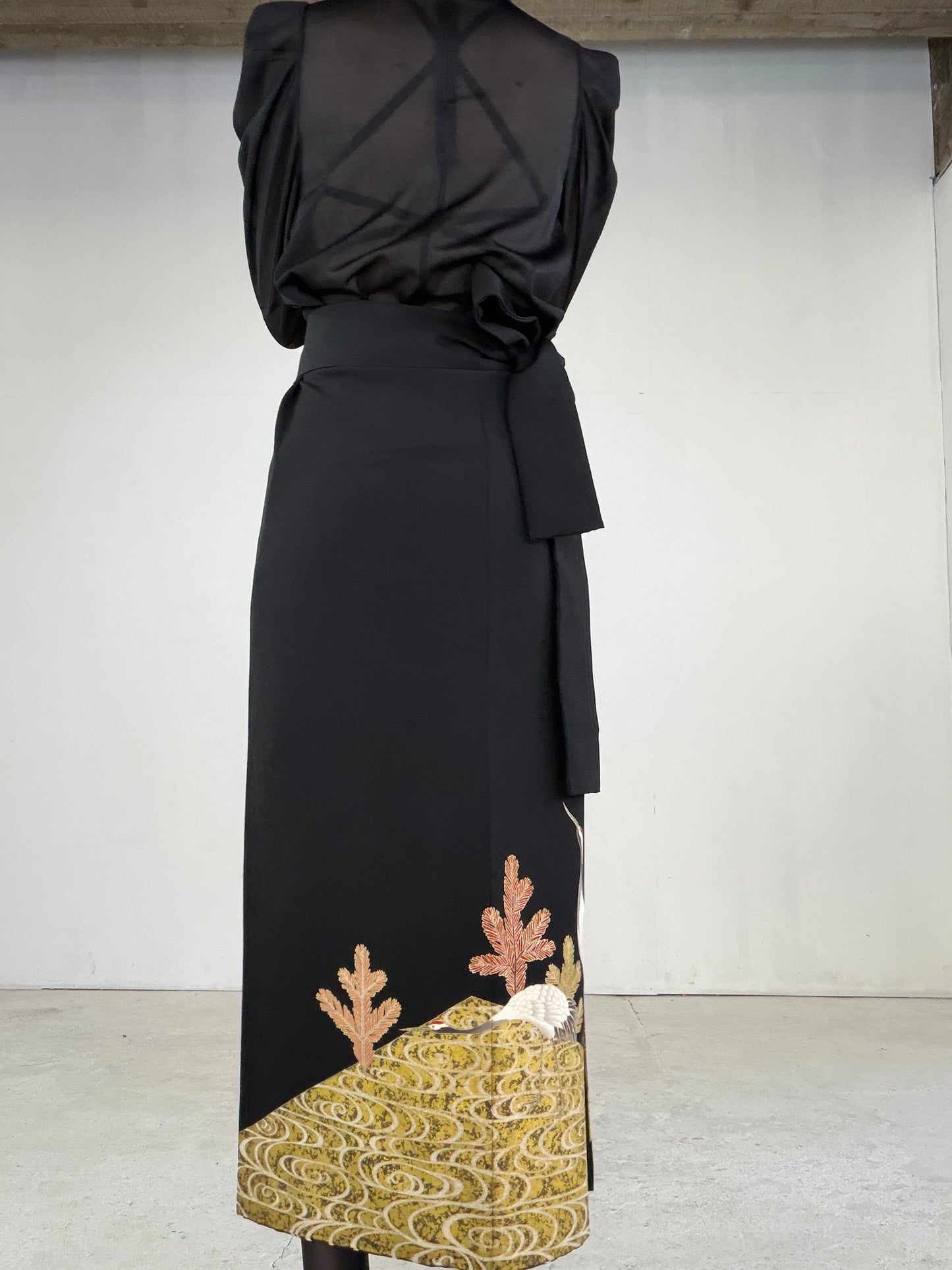 EDO-ZUMA SKIRT UPCYCLED FROM JAPANESE KIMONO "EDO046"