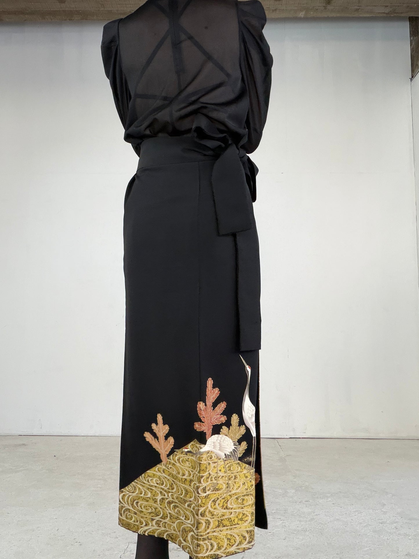 EDO-ZUMA SKIRT UPCYCLED FROM JAPANESE KIMONO "EDO046"