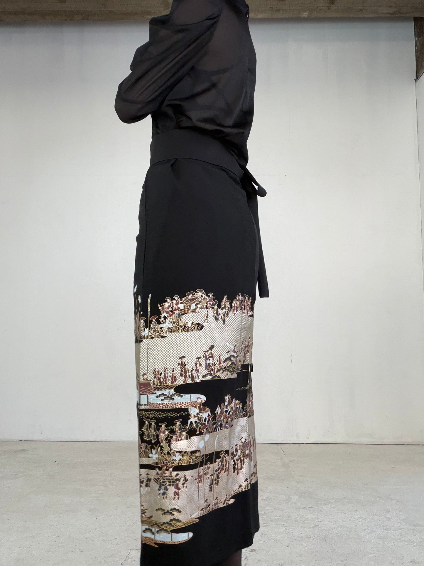 EDO-ZUMA SKIRT UPCYCLED FROM JAPANESE KIMONO "EDO047"