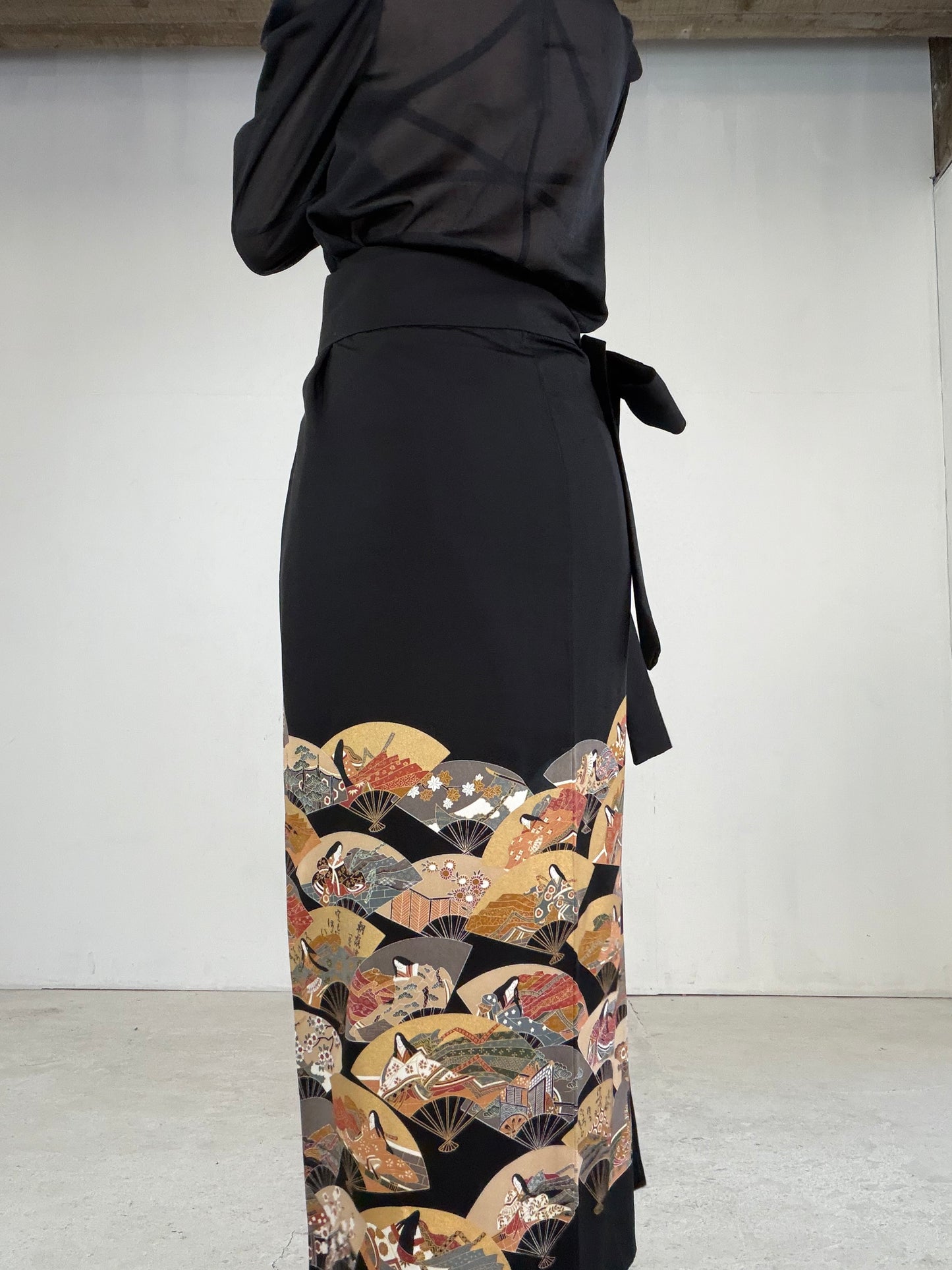 EDO-ZUMA SKIRT UPCYCLED FROM JAPANESE KIMONO "EDO048"