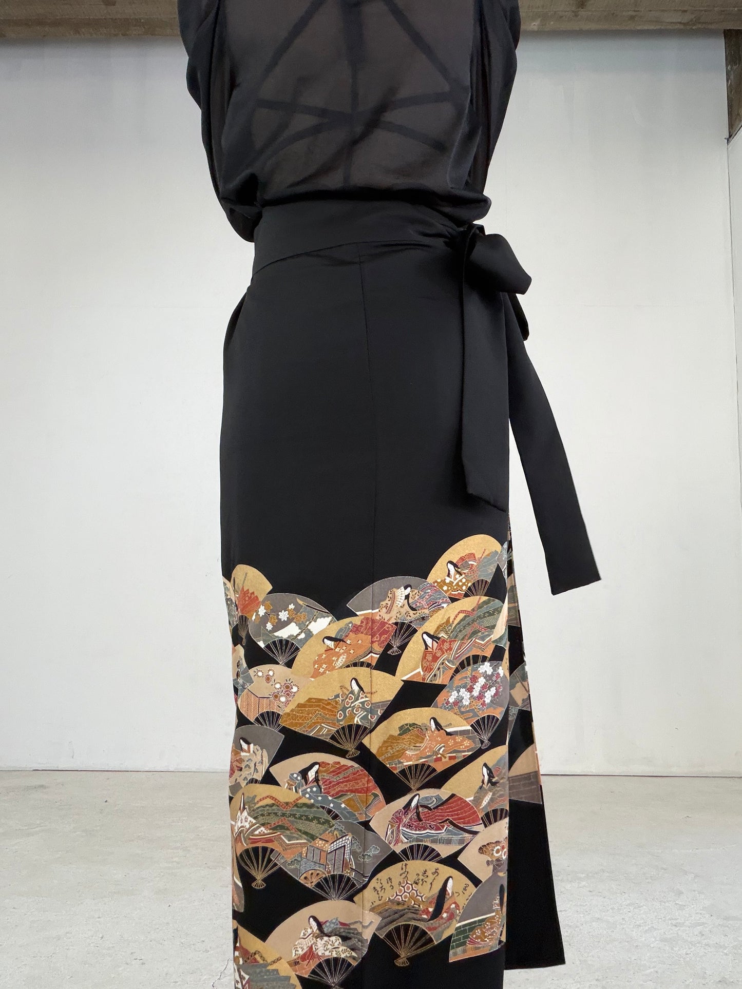 EDO-ZUMA SKIRT UPCYCLED FROM JAPANESE KIMONO "EDO048"
