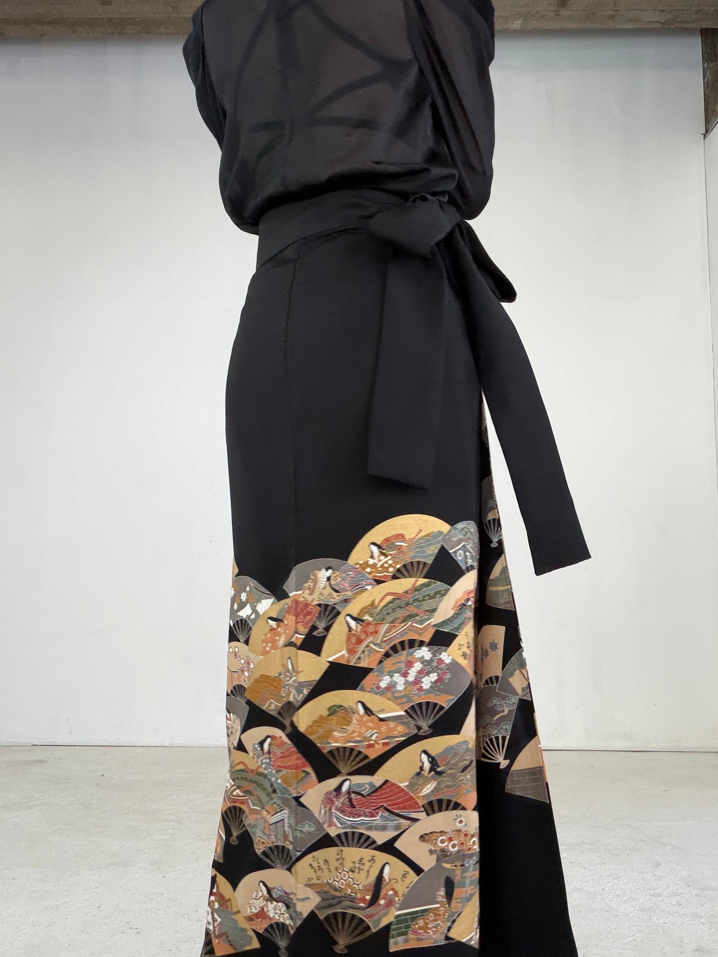 EDO-ZUMA SKIRT UPCYCLED FROM JAPANESE KIMONO "EDO048"