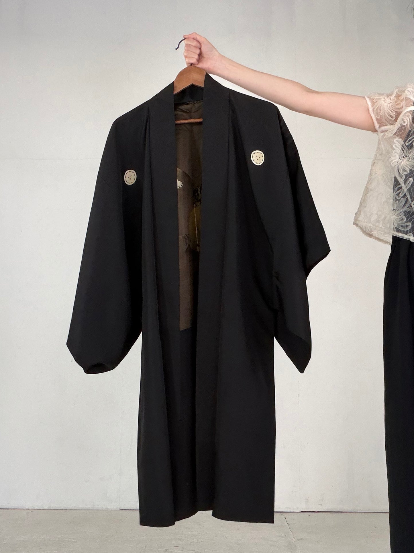 VINTAGE KUROMONTSUKI HAORI "KUR118"
