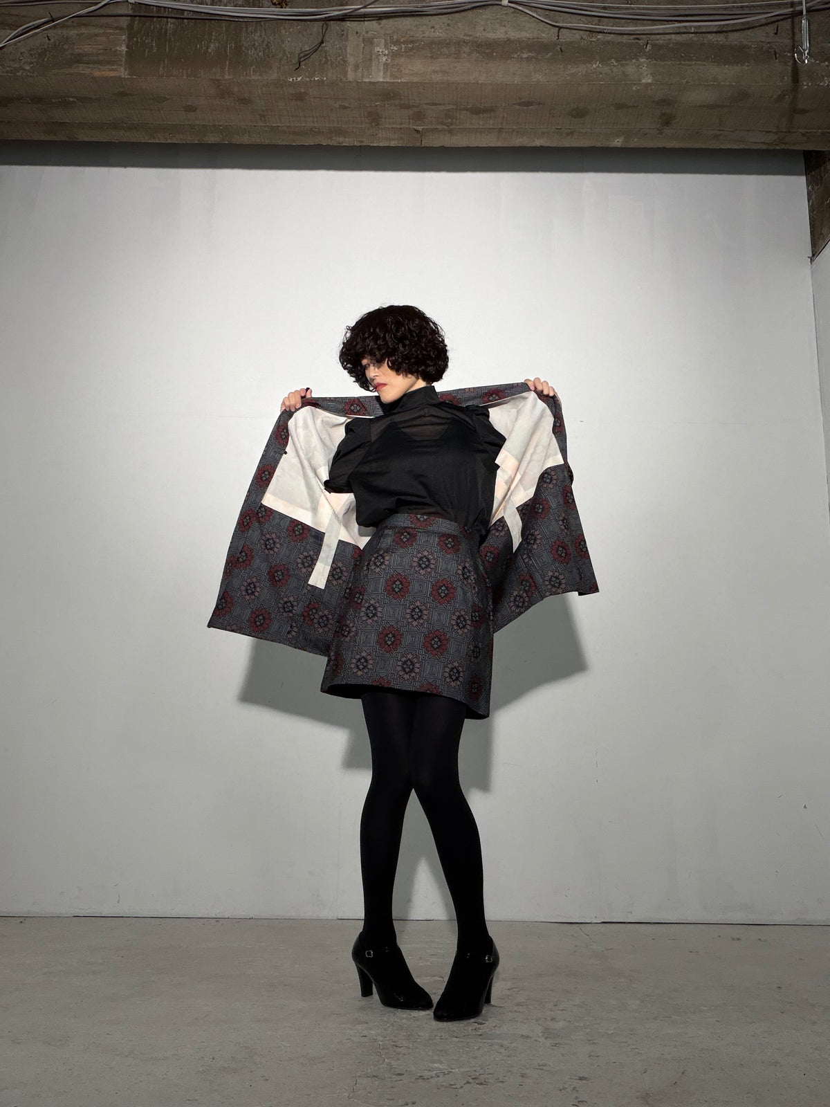 Vintage Tsumugi Haori & Kimono Skirt Set "SAI006 - approx. US 2–4 / UK 6–8 / EU 34–36" — Upcycled from Japanese Kimono