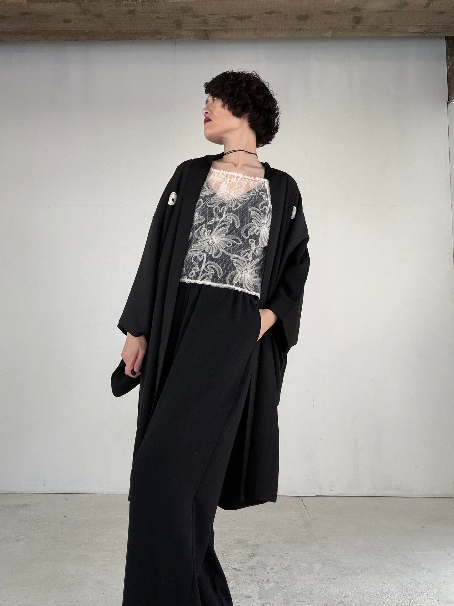 VINTAGE KUROMONTSUKI HAORI "maruni-daki-myoga, KUR111"