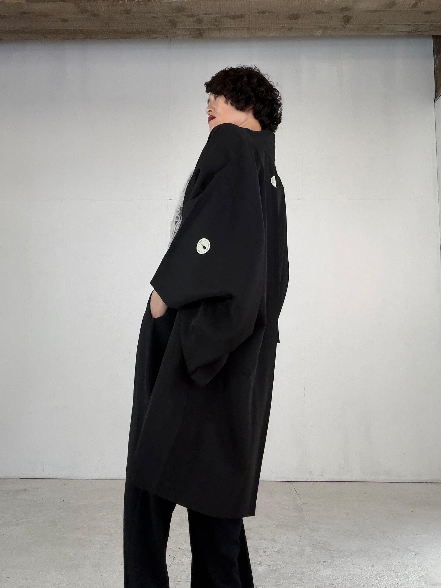 VINTAGE KUROMONTSUKI HAORI "maruni-daki-myoga, KUR111"