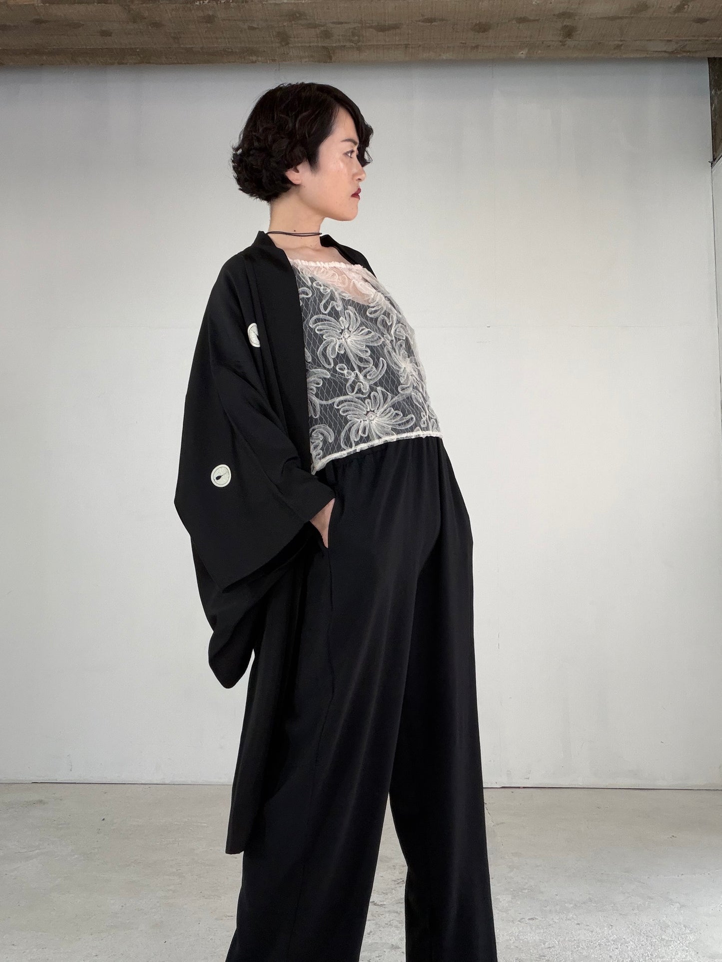 VINTAGE KUROMONTSUKI HAORI "maruni-daki-myoga, KUR111"
